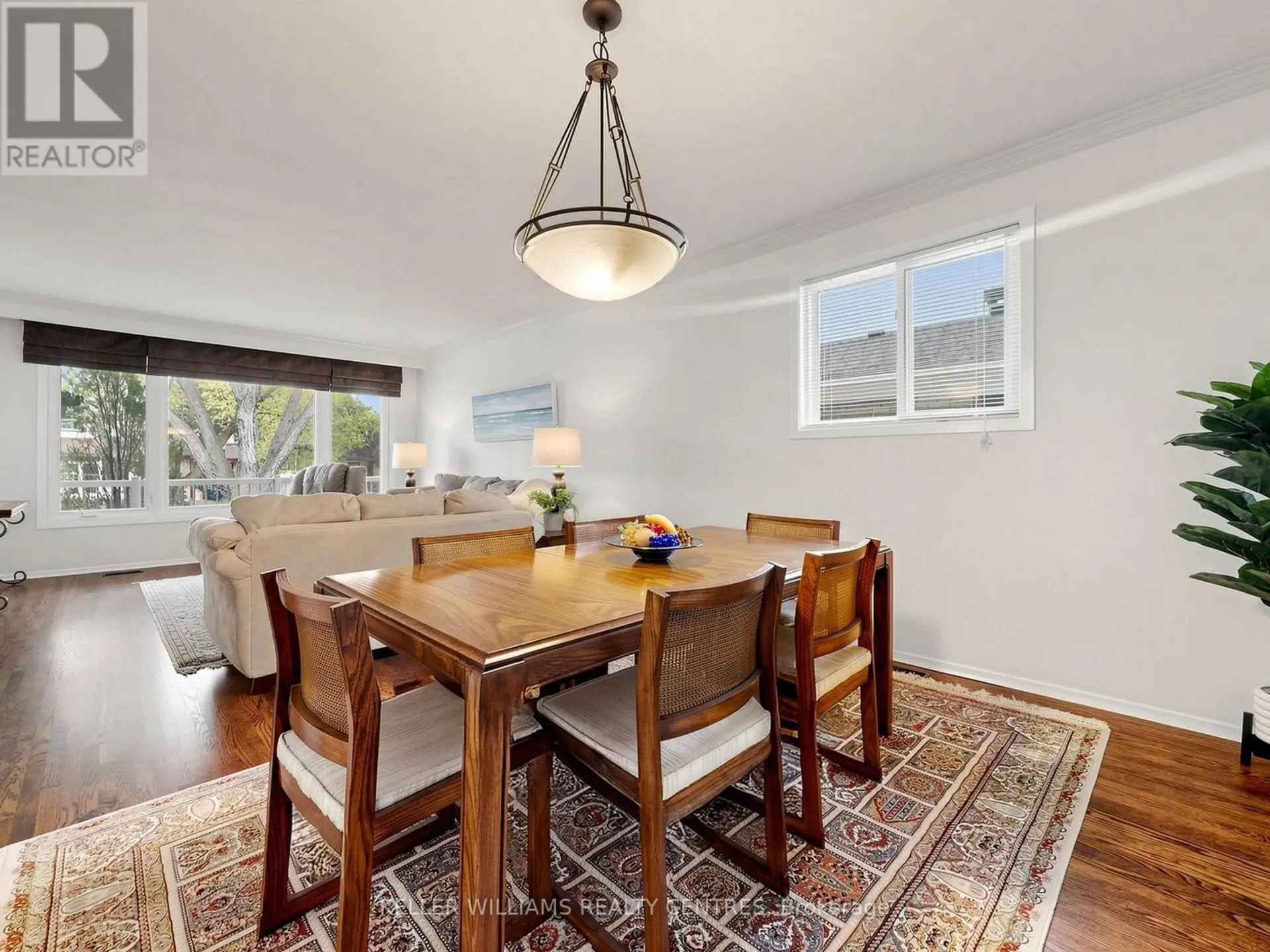 22 CORAL HARBOUR CRESCENT - Image 4