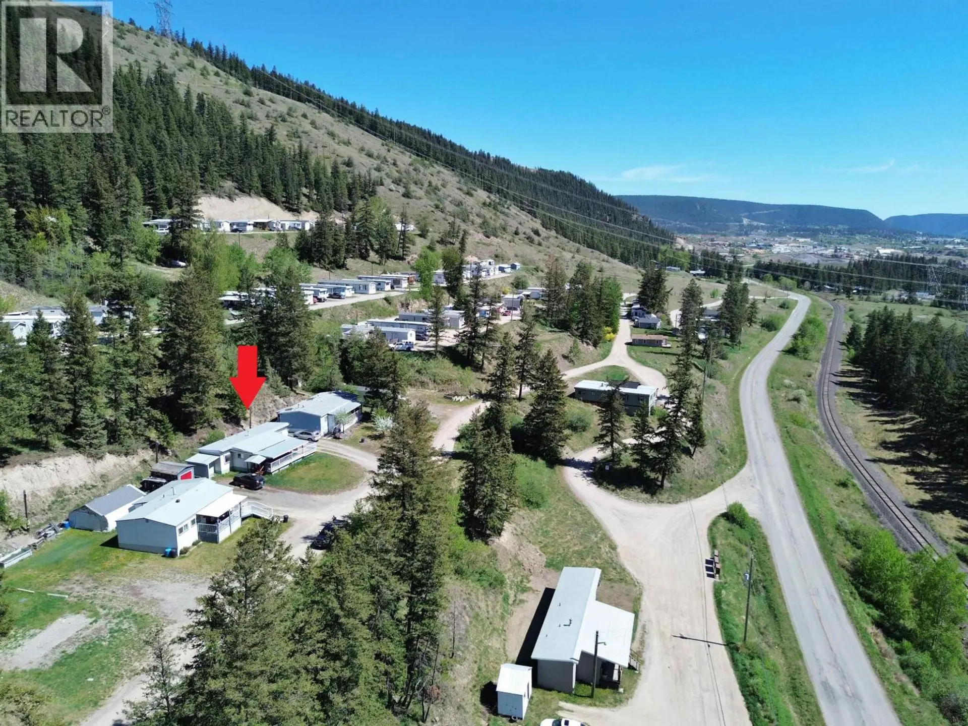 #17 560 SODA CREEK ROAD - Image 3