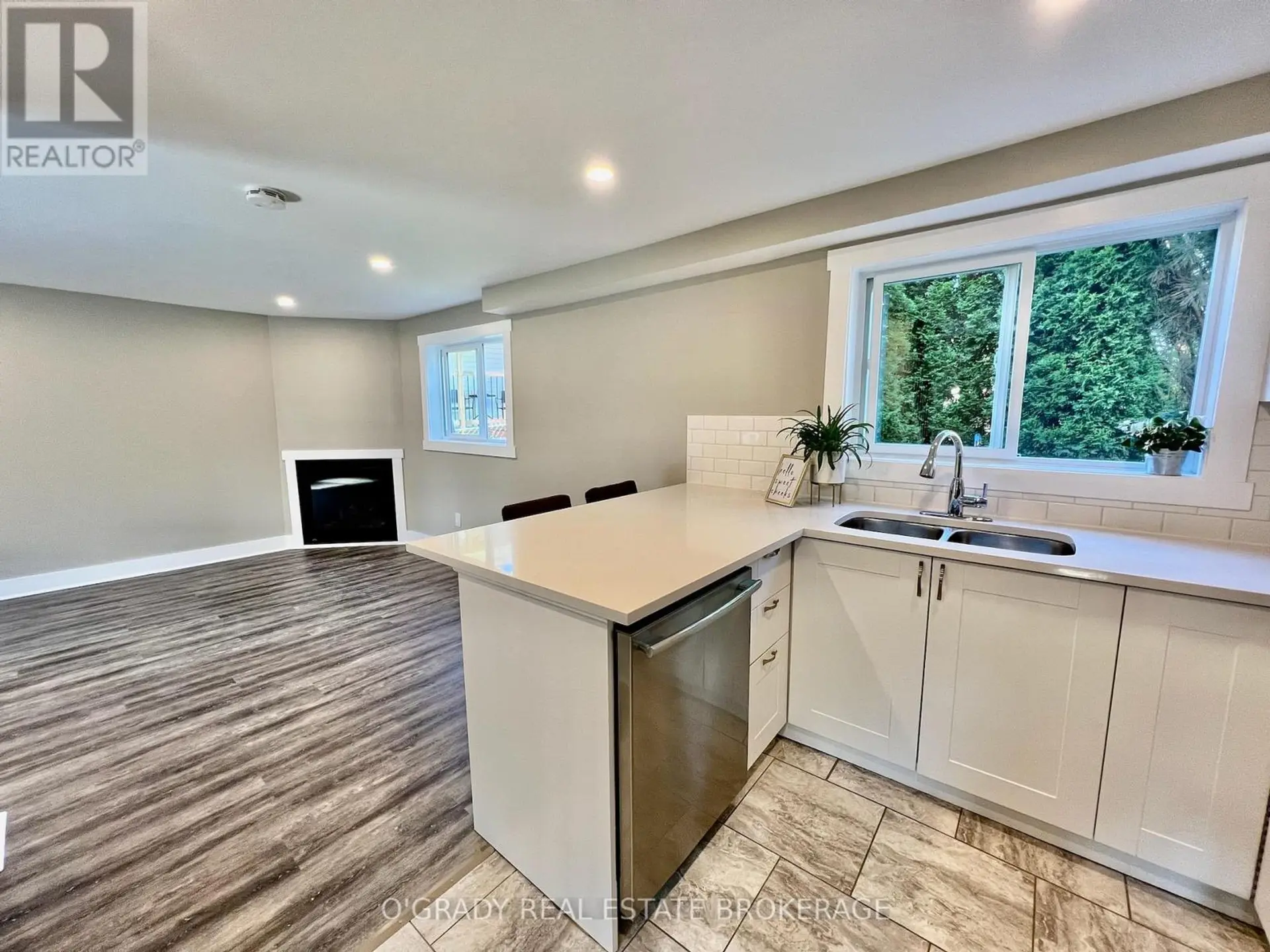 8 EDWARD LANE - Image 7
