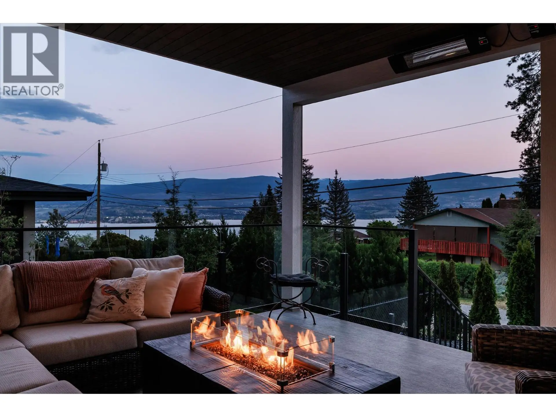 715 Lake Court - Image 3