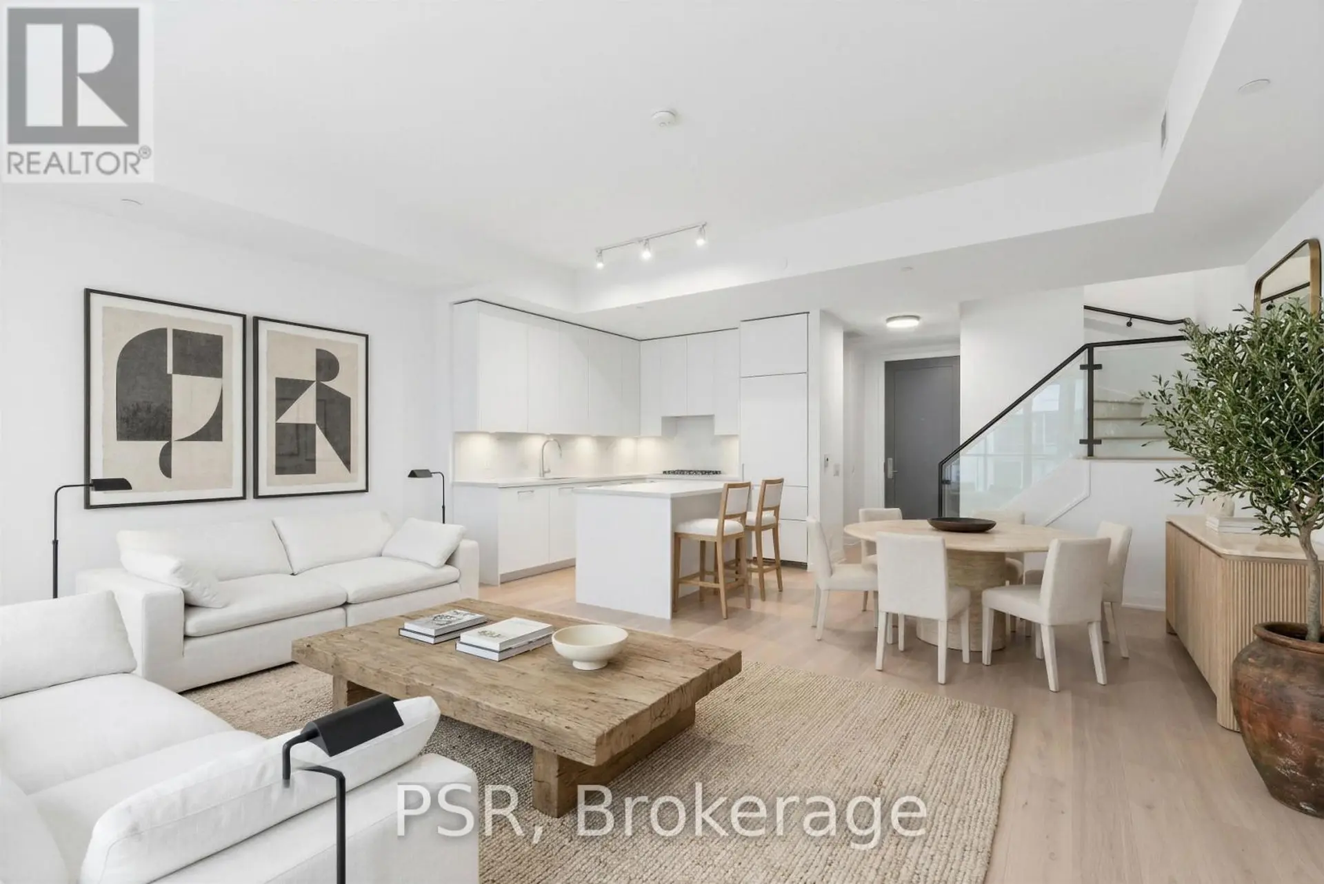 #TH12 33 FREDERICK TODD WAY - Image 3