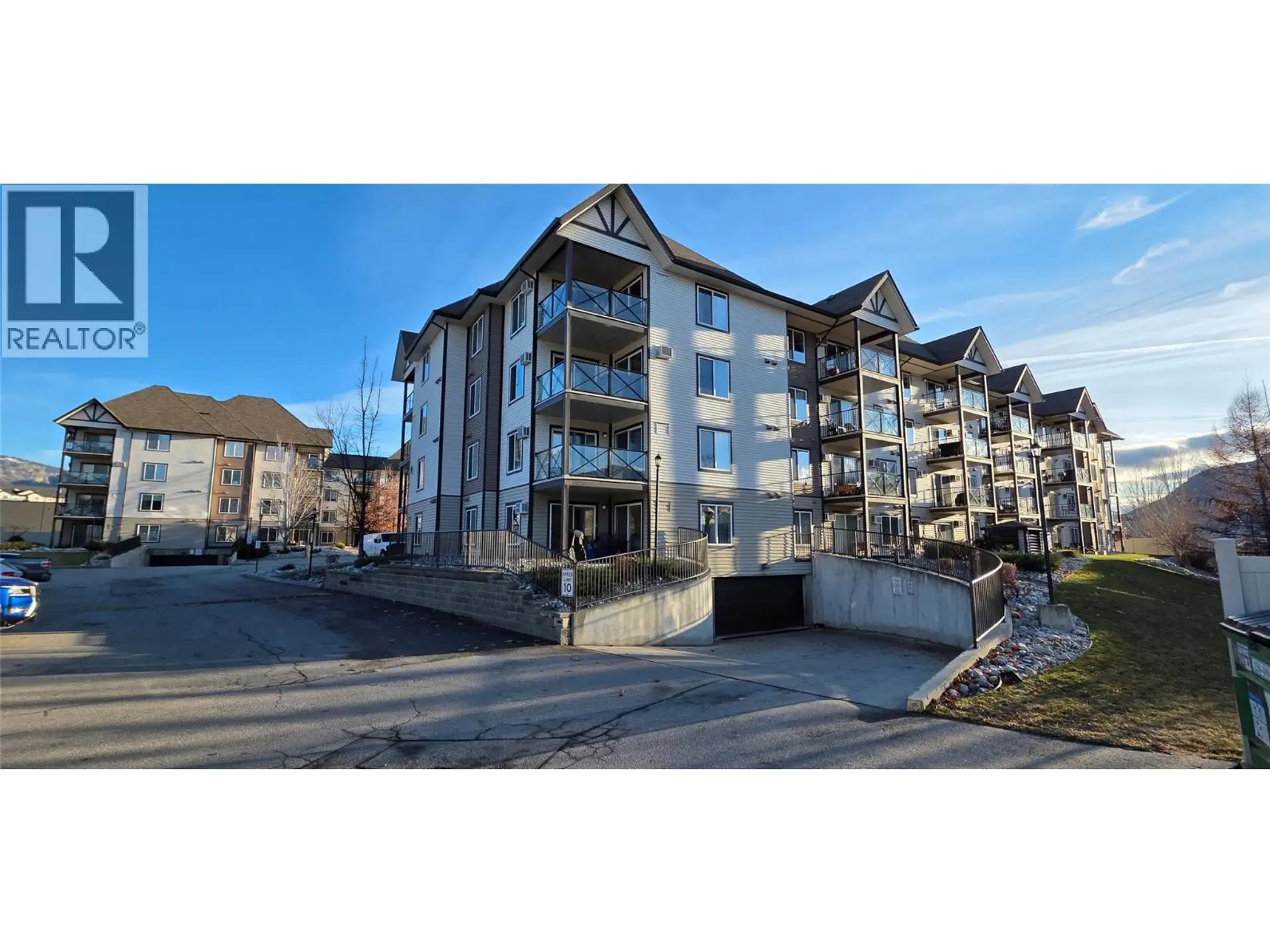#206 256 Hastings Avenue - Image 1