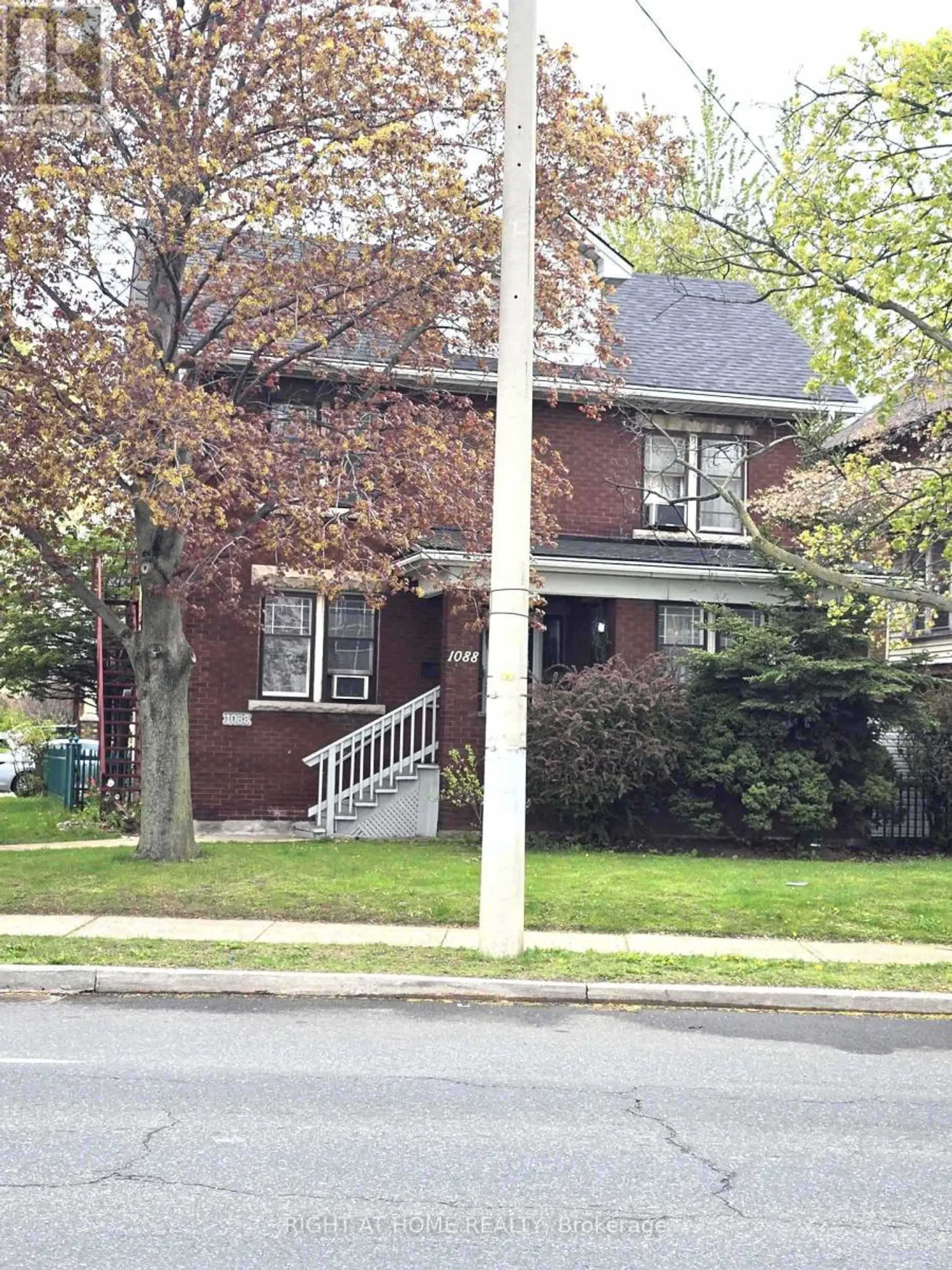 1088 KING STREET E - Image 1