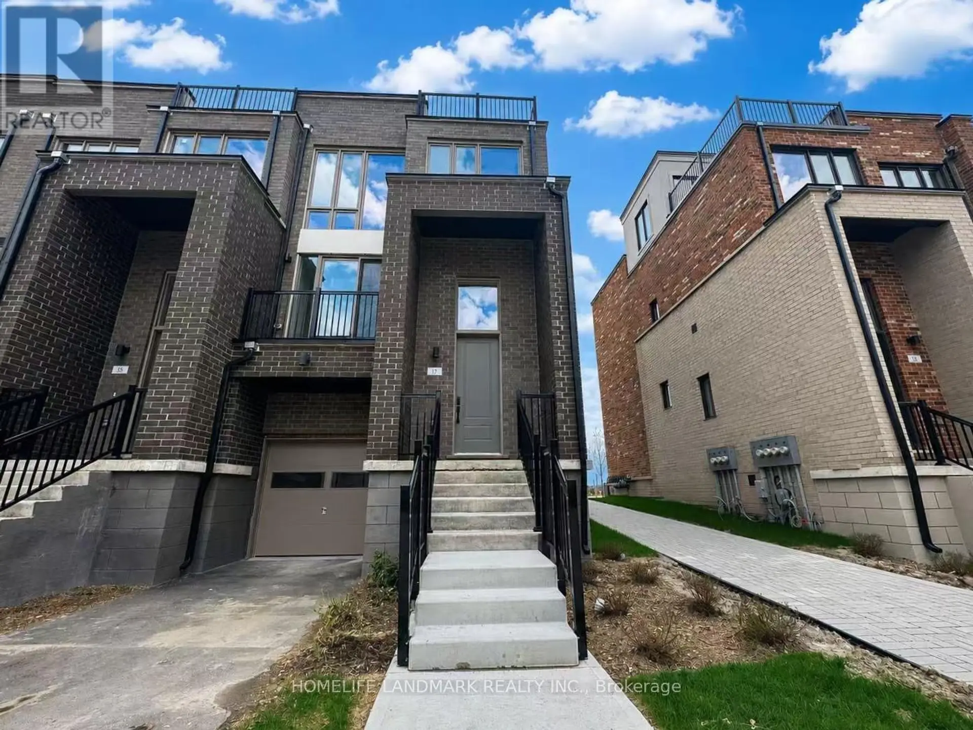 17 BANCROFT LANE - Image 1
