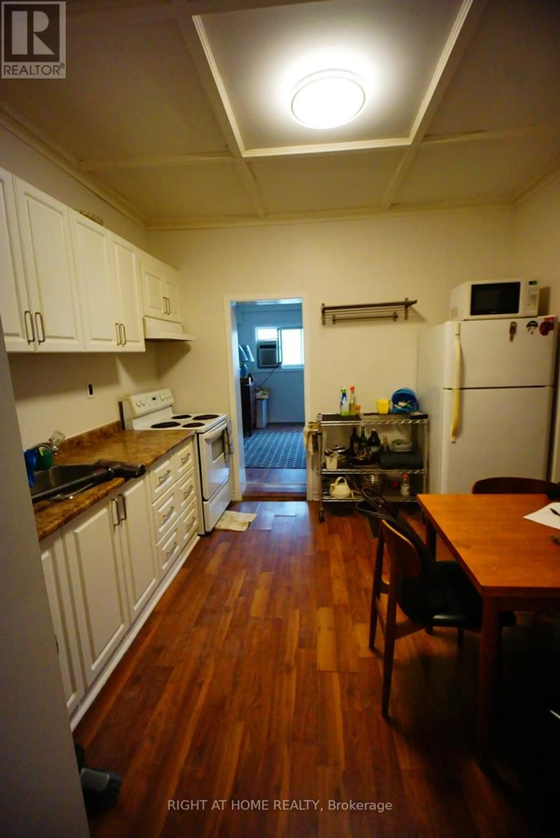 122 ECCLES STREET S - Image 7