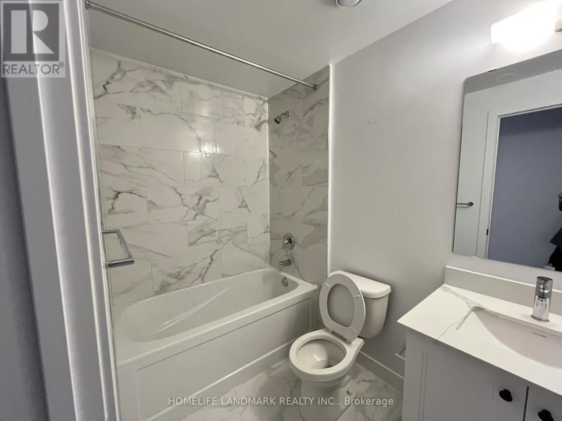 #319 5 BANCROFT LANE - Image 5