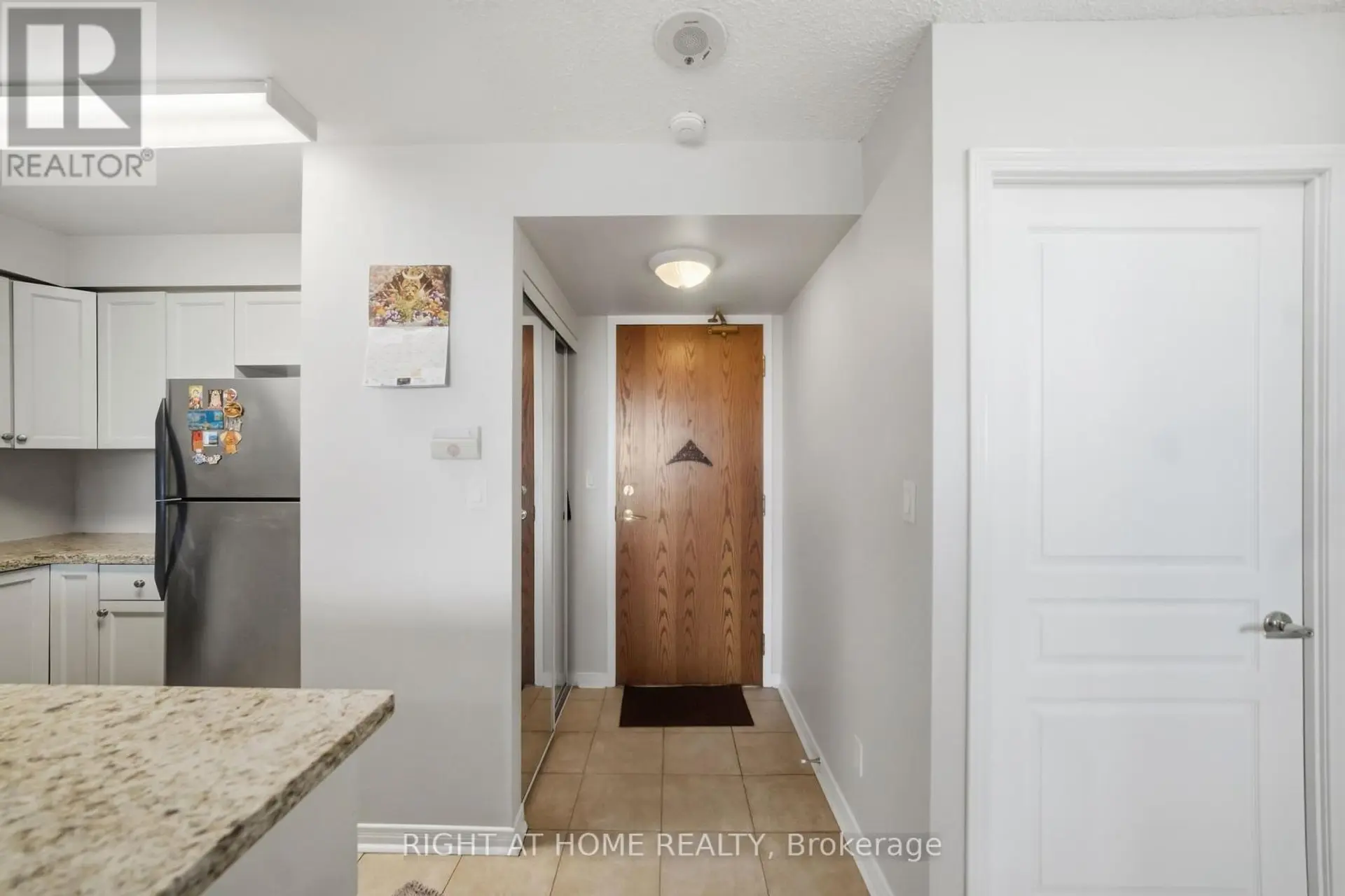 #607 4879 KIMBERMOUNT AVENUE - Image 3