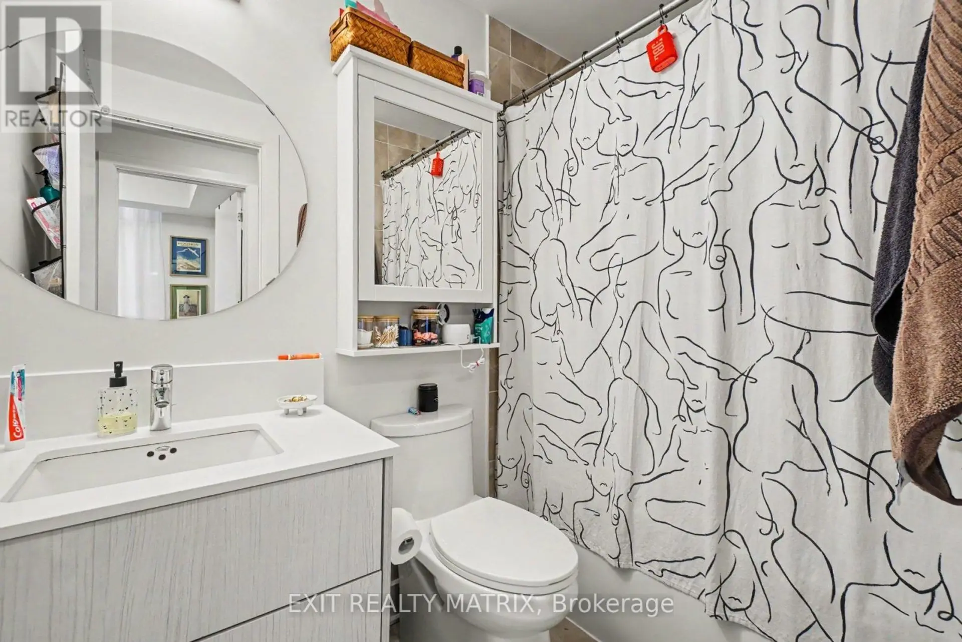 #405 255 BAY STREET - Image 7