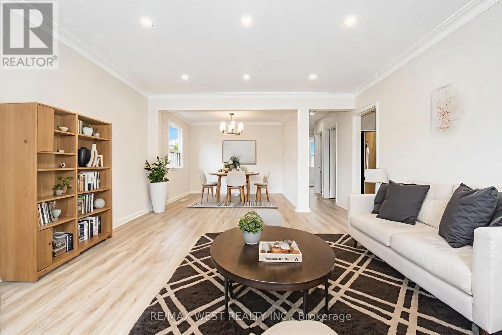 23 IRWIN ROAD - Image 3