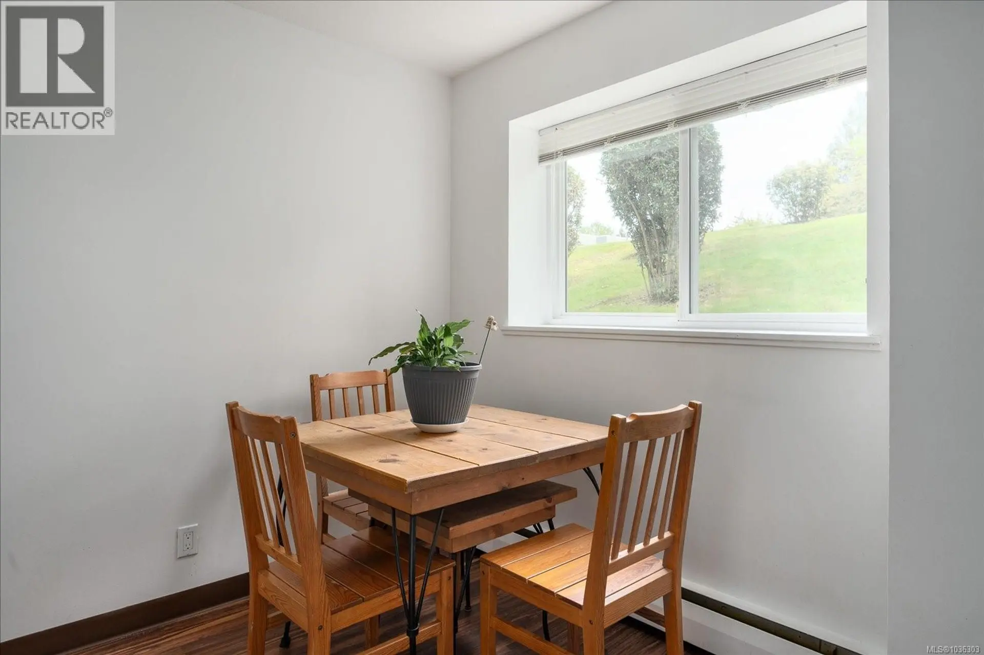 #5104 999 bowen Rd - Image 12