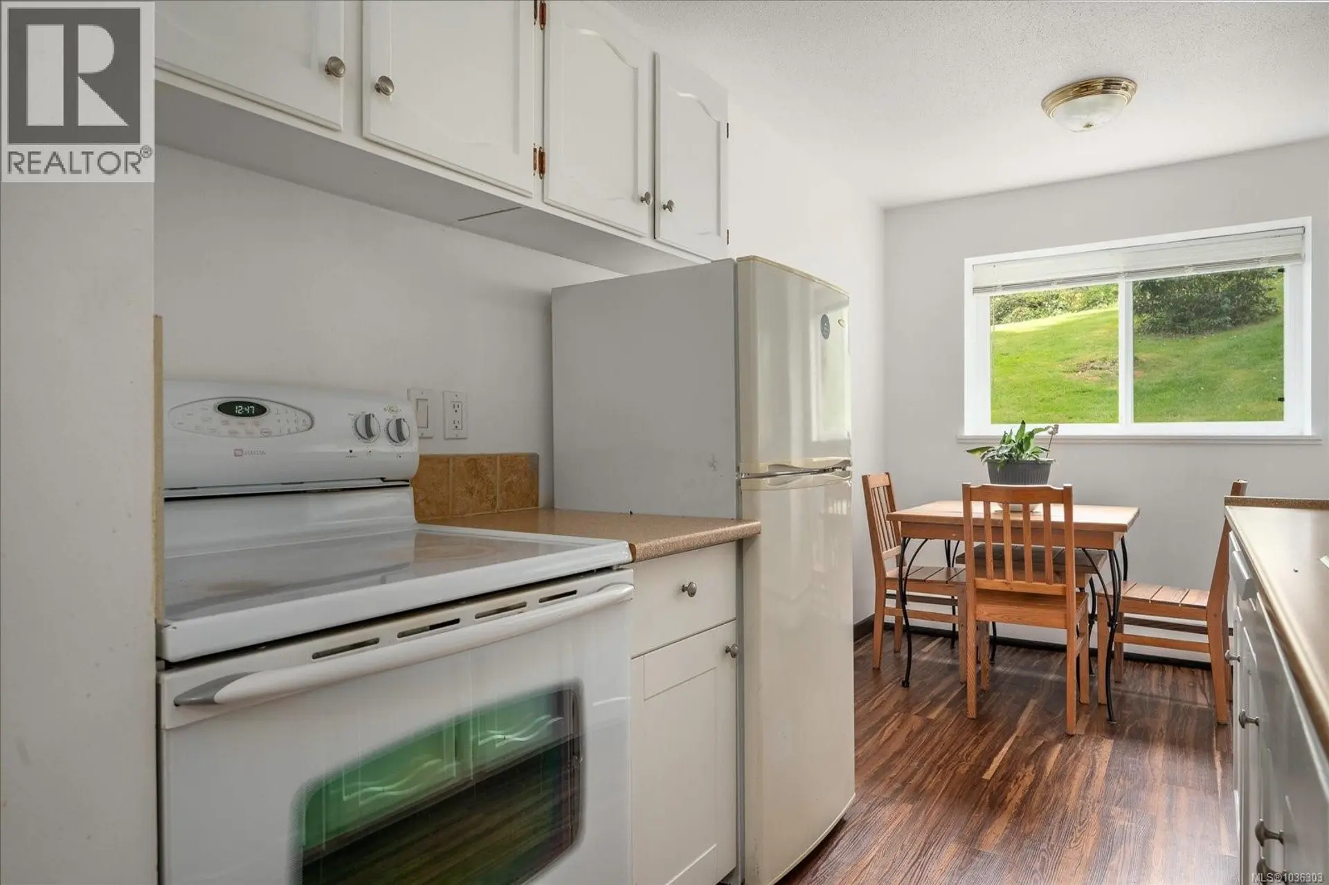 #5104 999 bowen Rd - Image 15