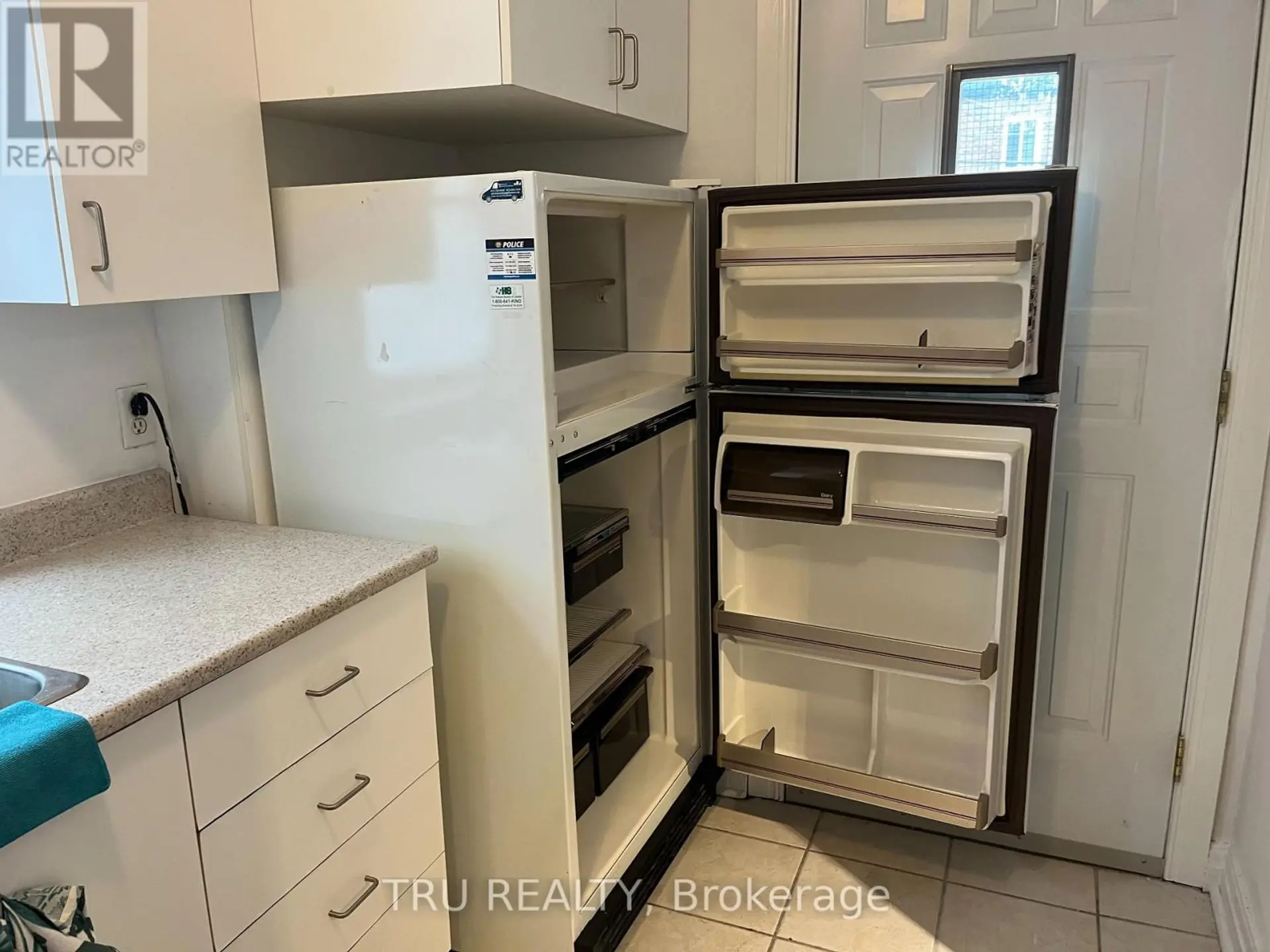 #3 384 BLAKE BOULEVARD - Image 11