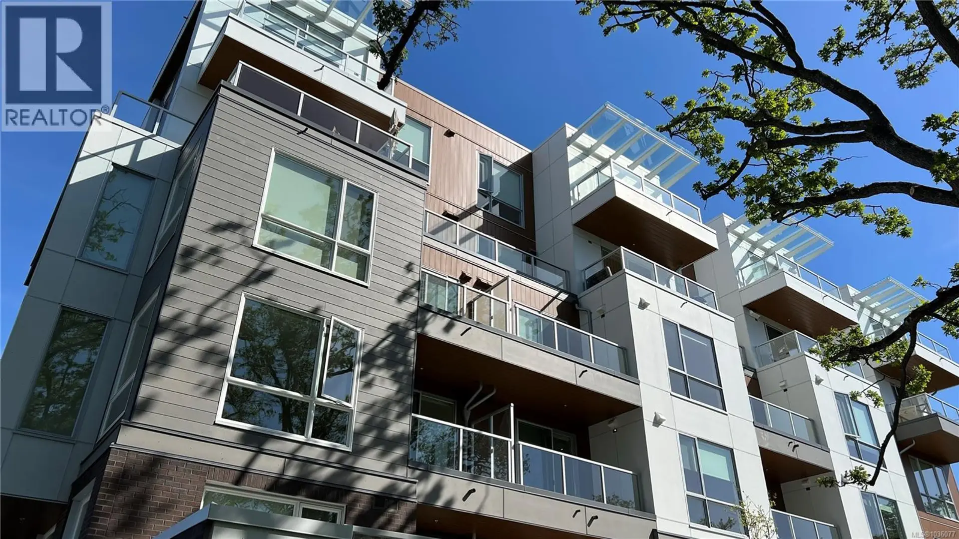 #404 1301 Hillside Ave - Image 18