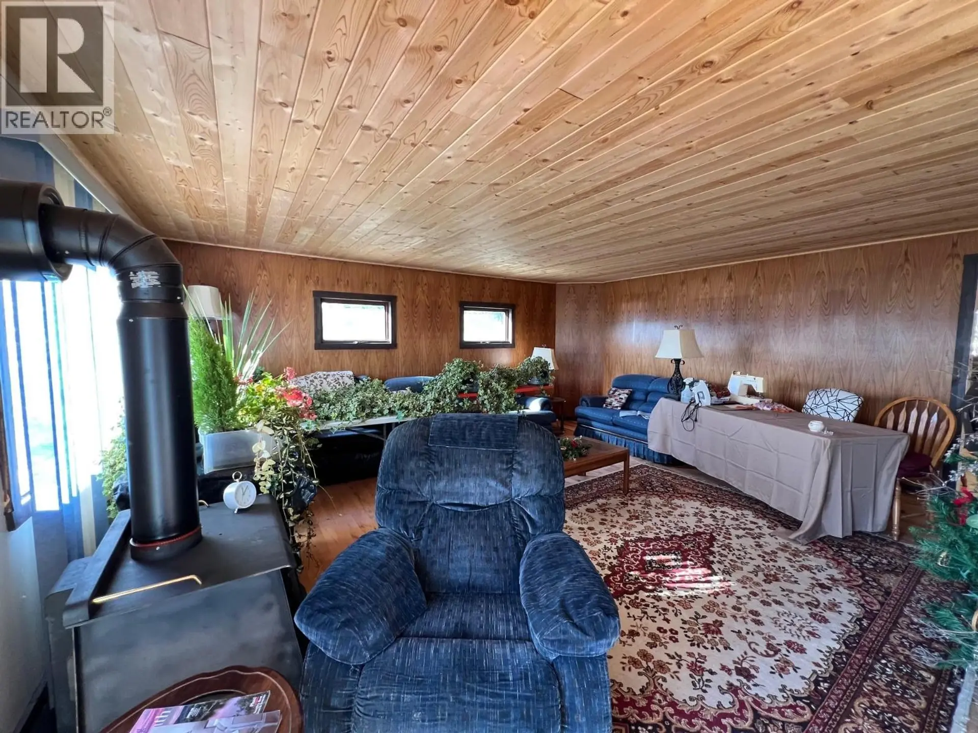 9201 CANYON DRIVE - Image 7