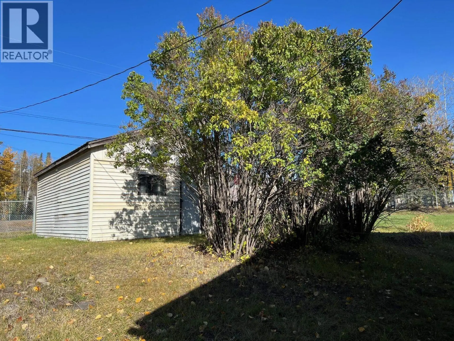 9201 CANYON DRIVE - Image 2