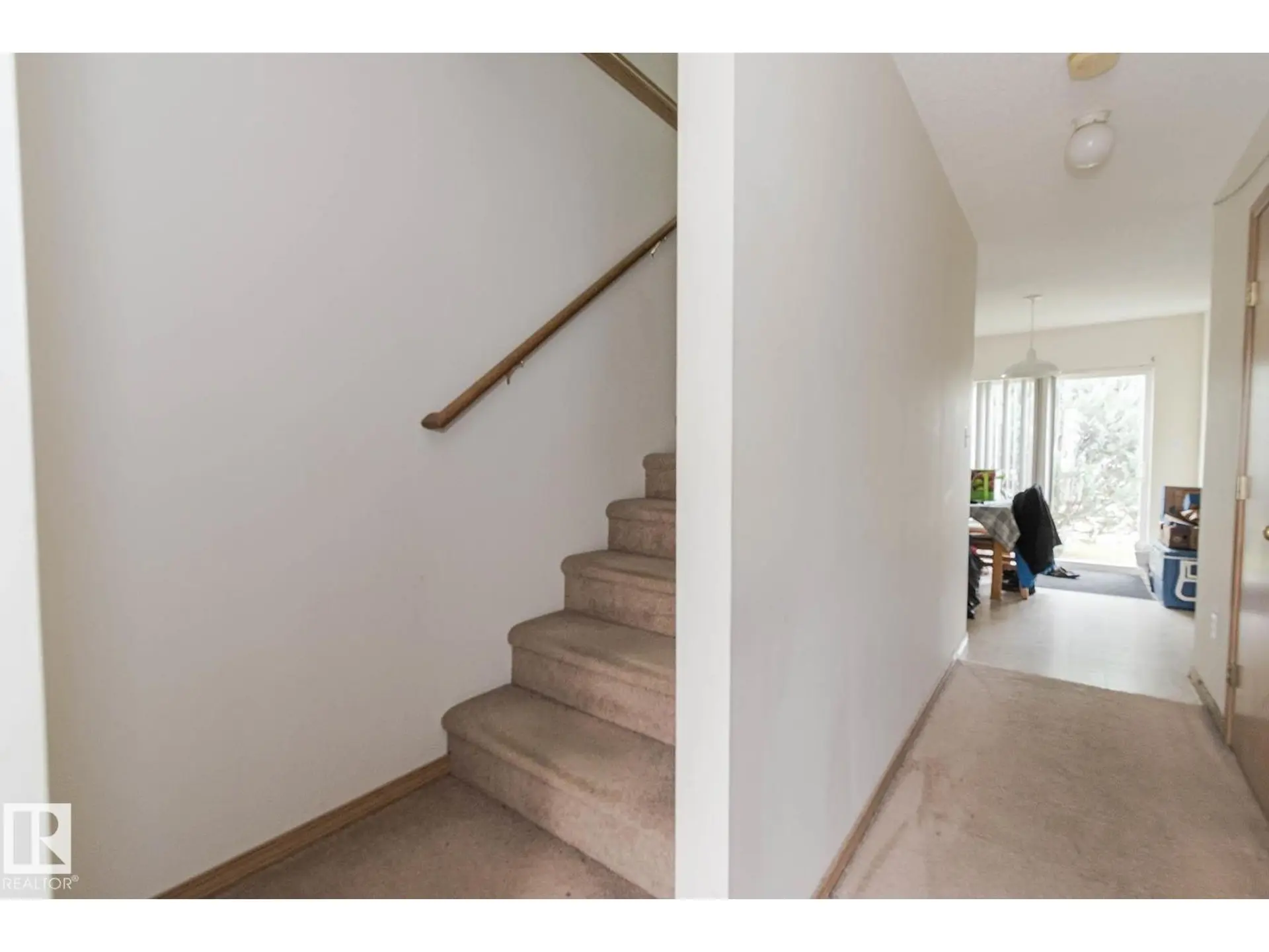 #1208 610 KING ST - Image 2