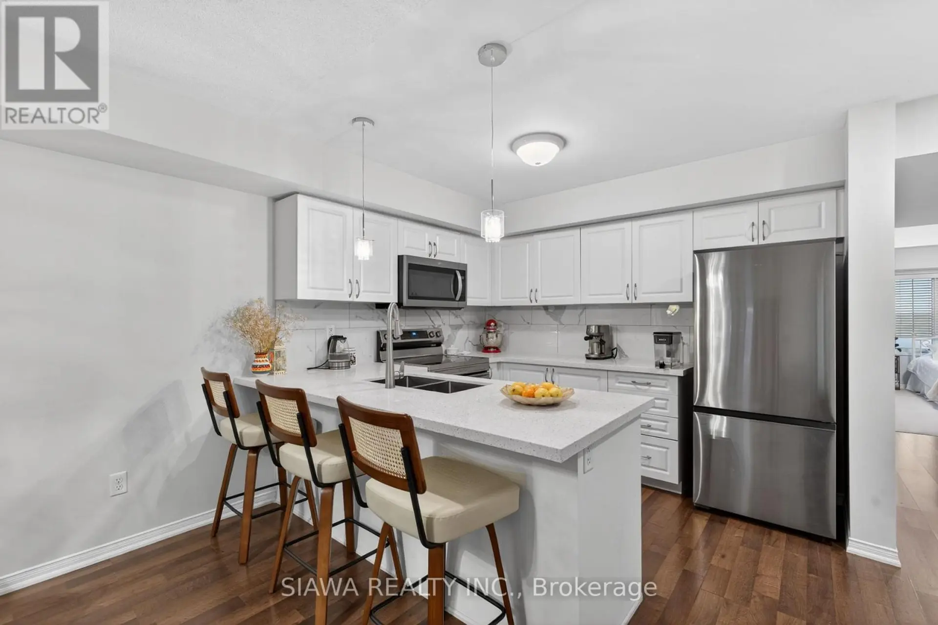 #22 2450 POST ROAD - Image 7