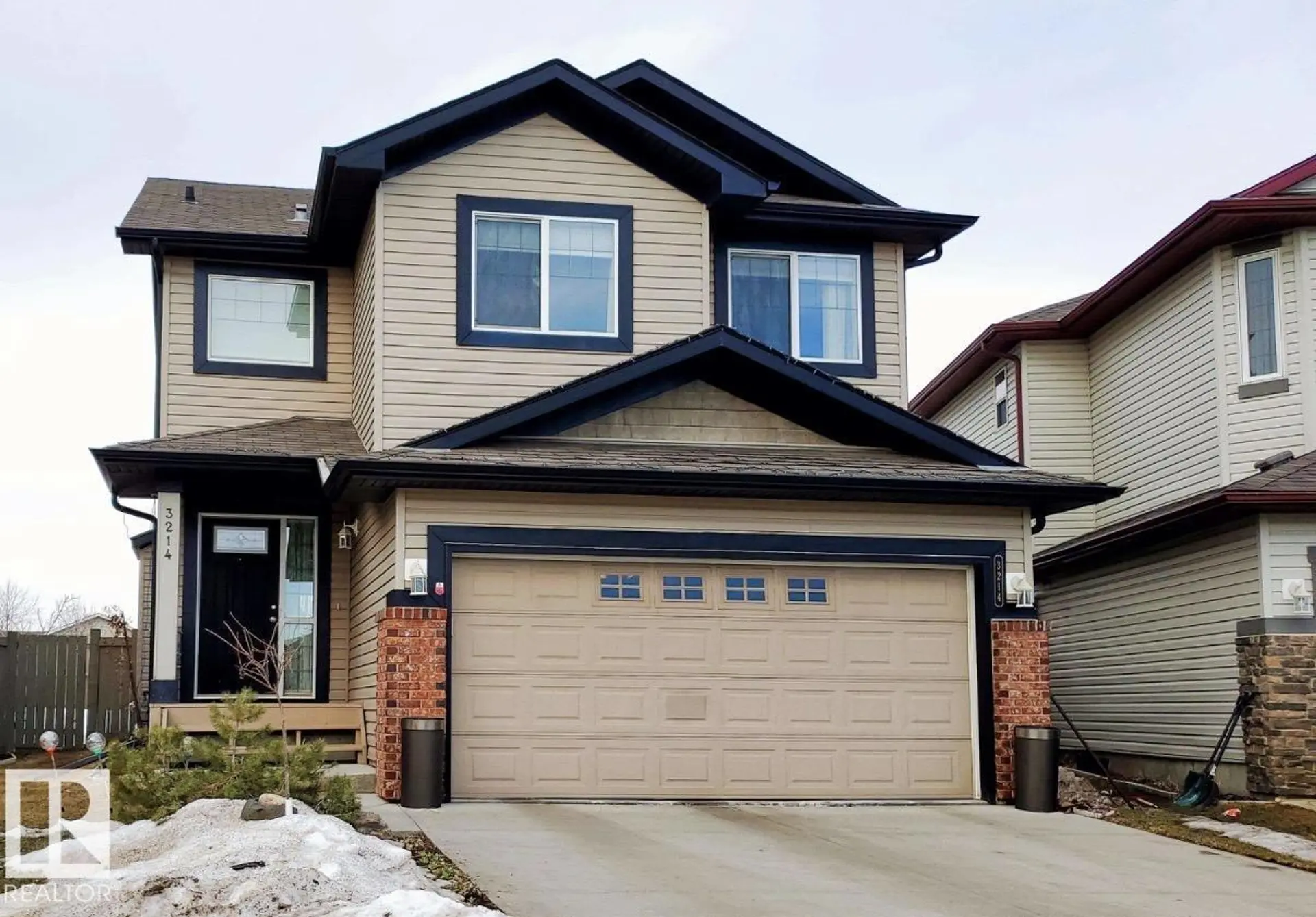 3214 22a AV NW