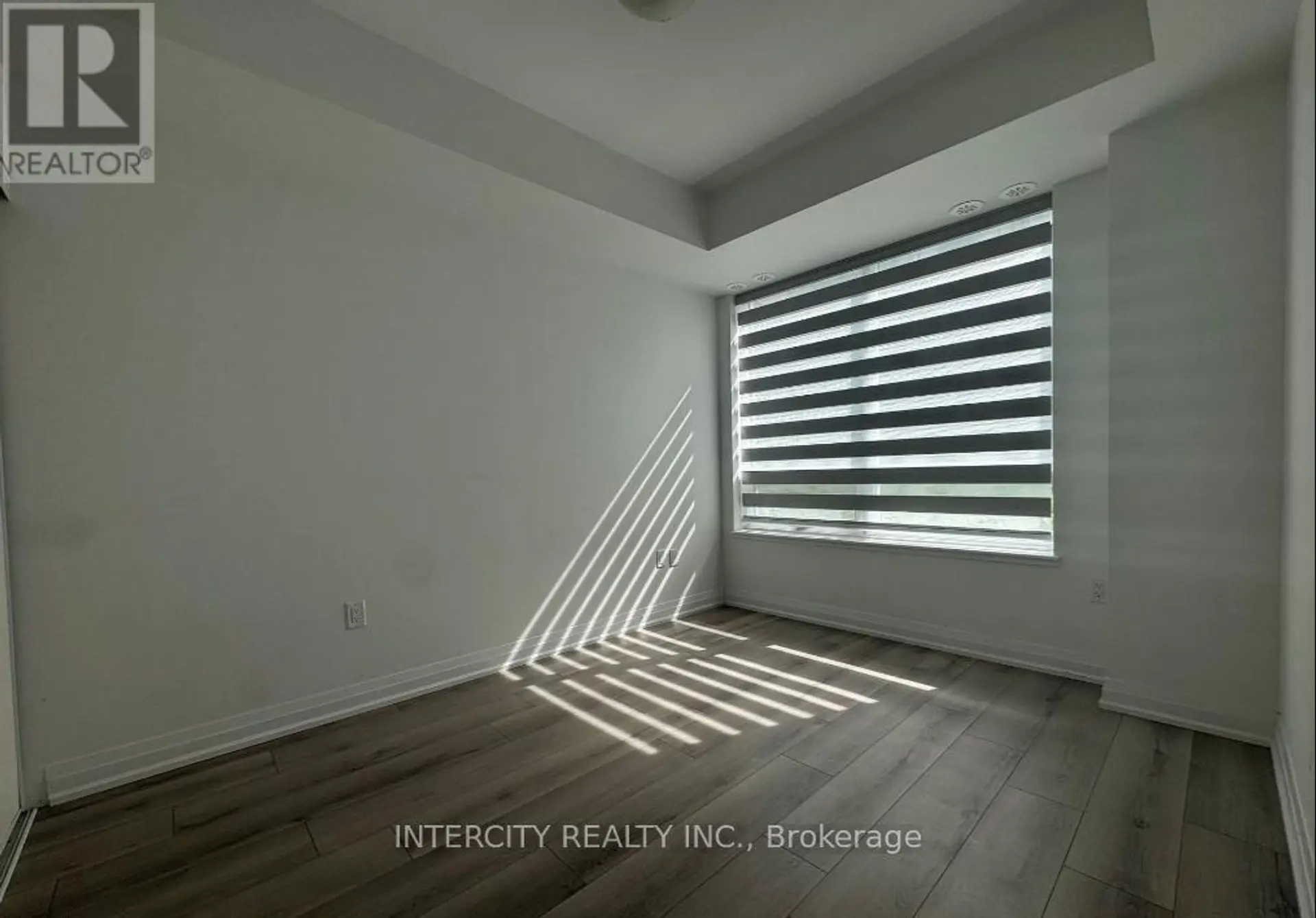 #138 85 ATTMAR DRIVE - Image 8