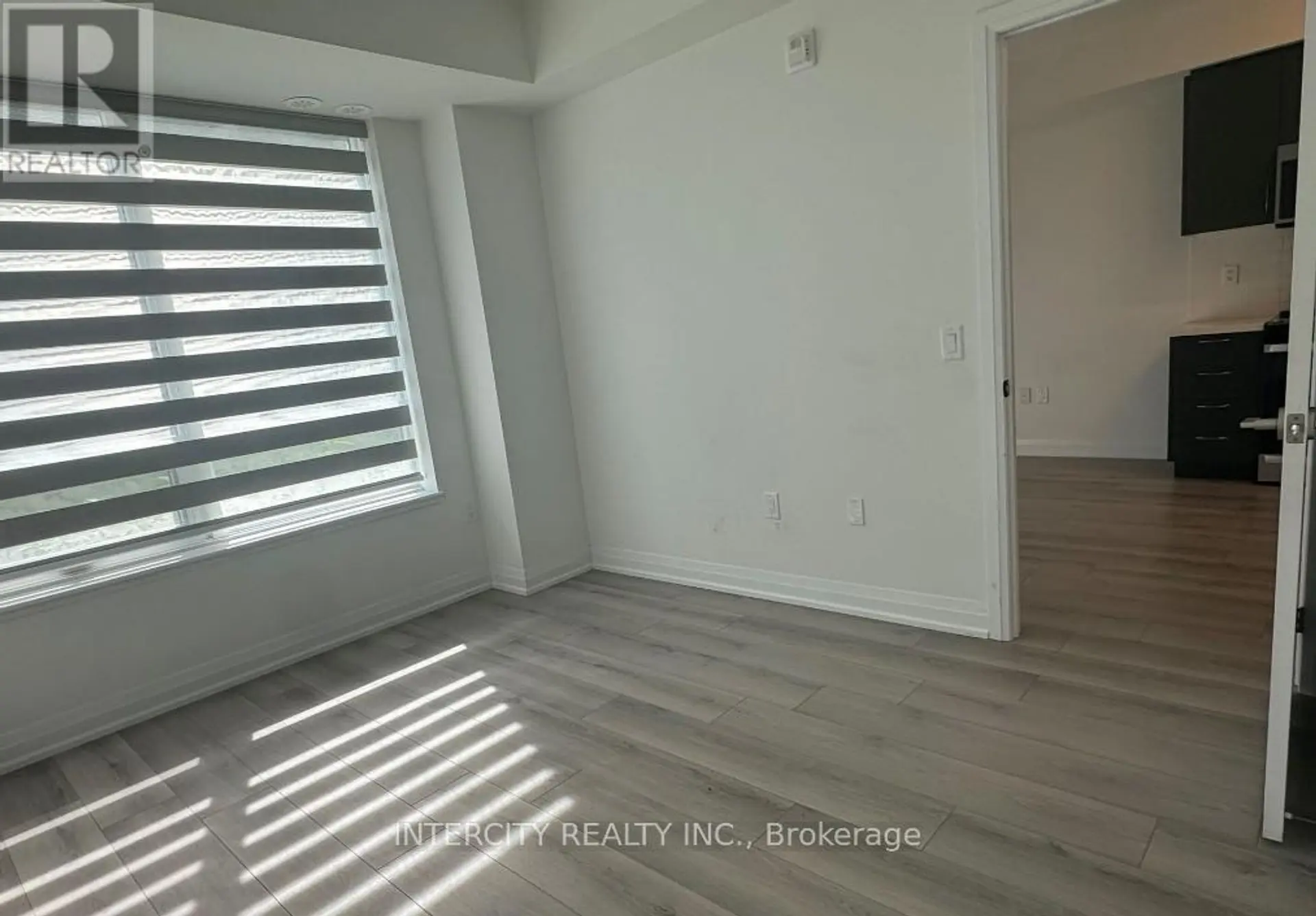 #138 85 ATTMAR DRIVE - Image 9