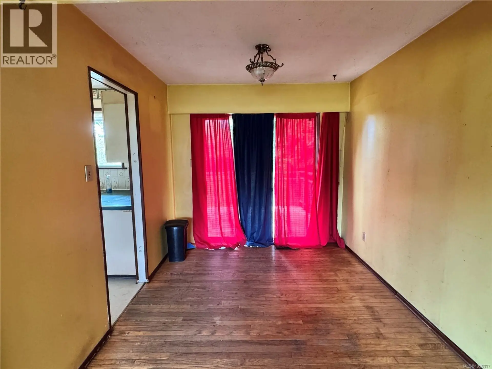 780 Westmere Rd - Image 3