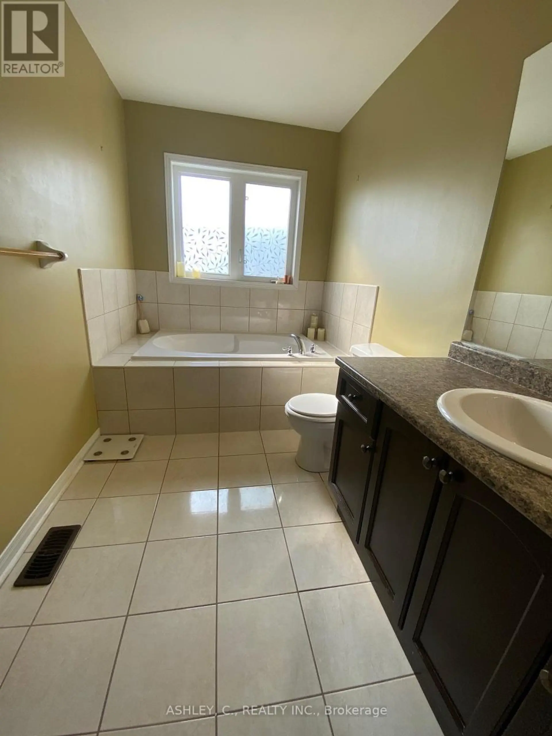 104 JAMES GOVAN DRIVE - Image 17