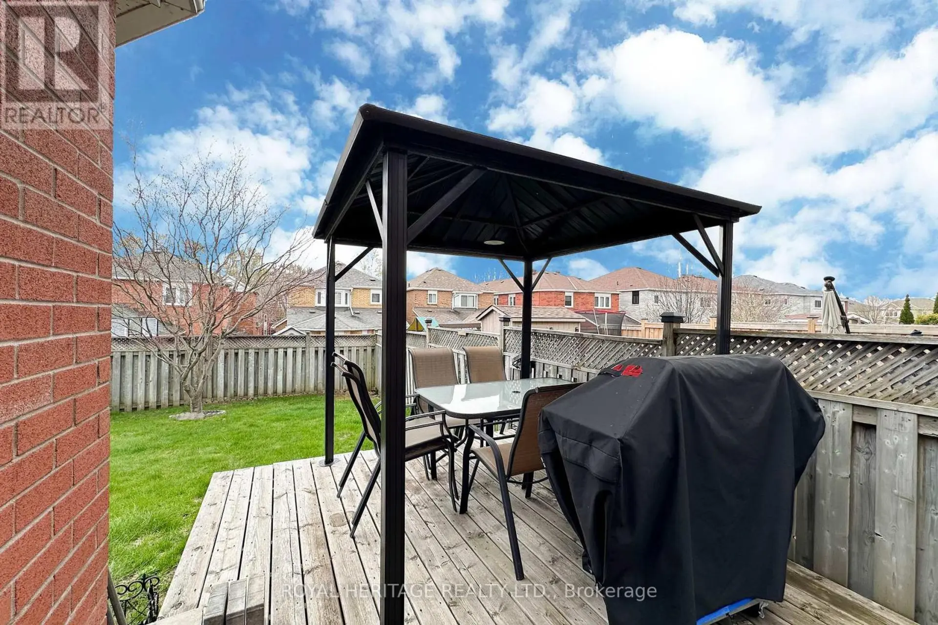 92 BOOTH CRESCENT - Image 17