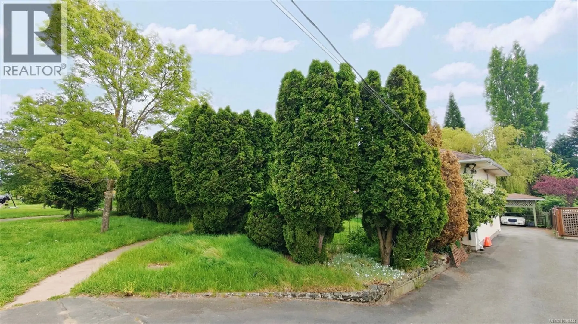 1637 Warren Gdns - Image 4