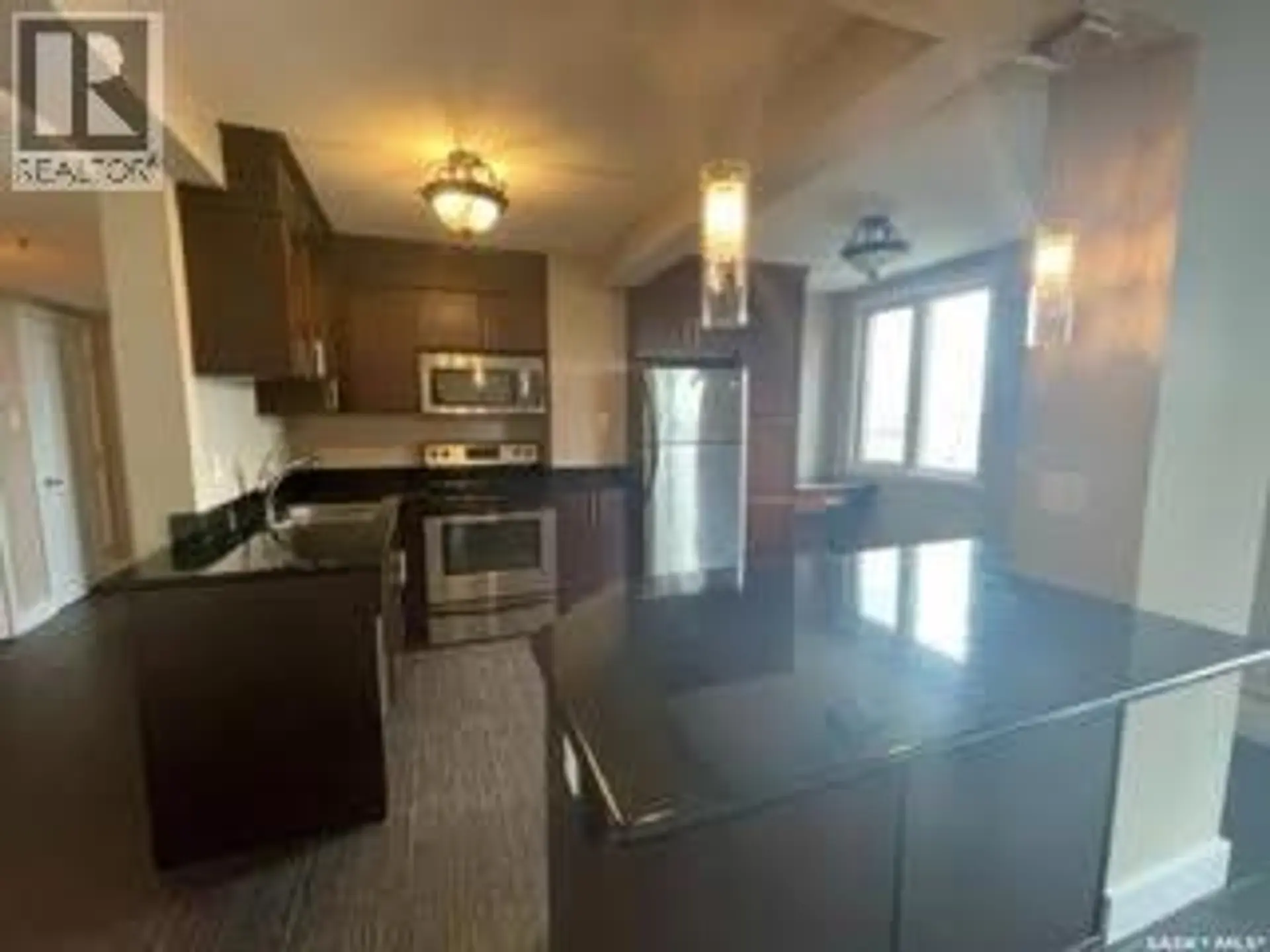 #1804 320 5th AVENUE N - Image 3
