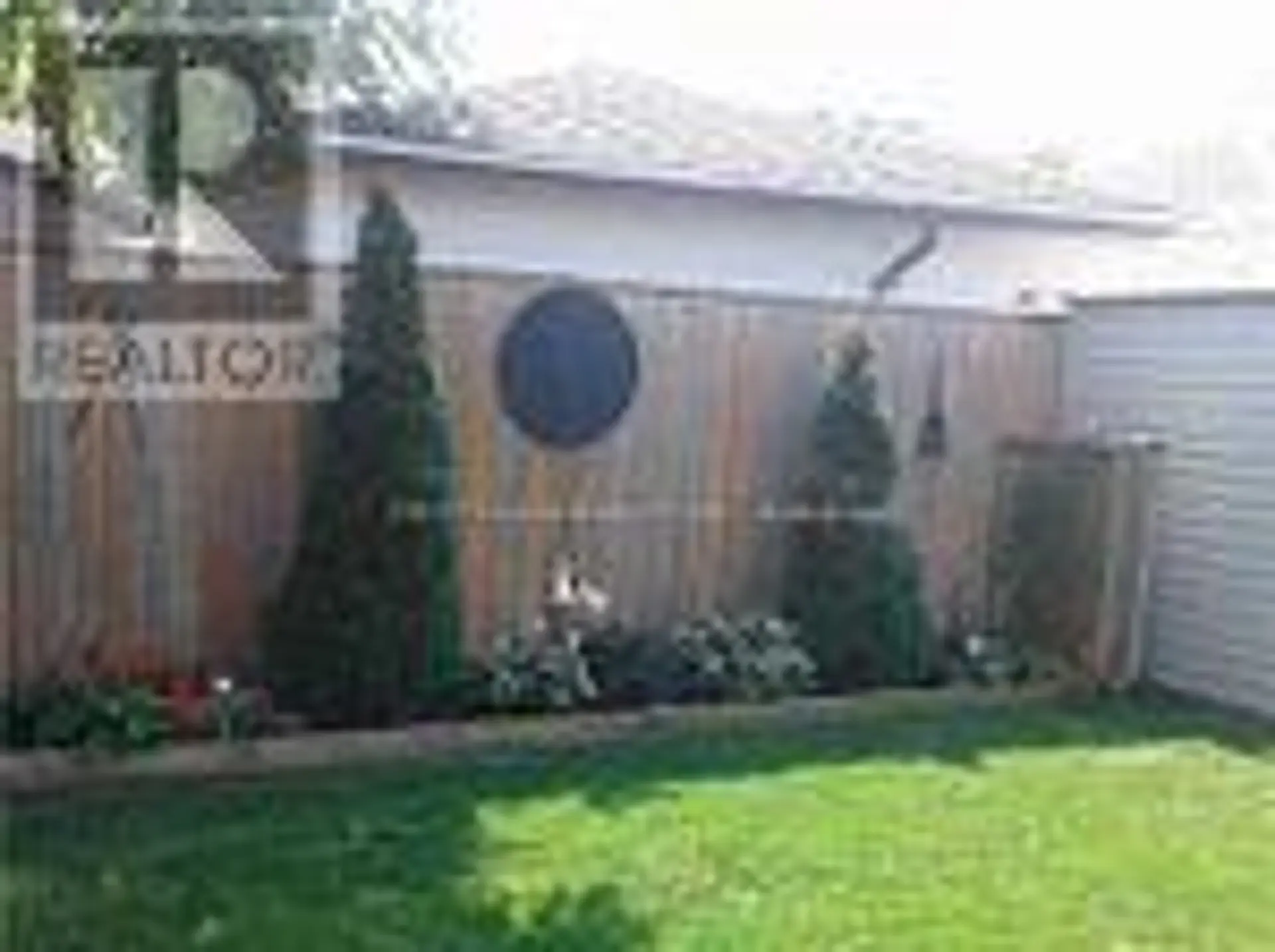 121 CHRISTMAS STREET - Image 7