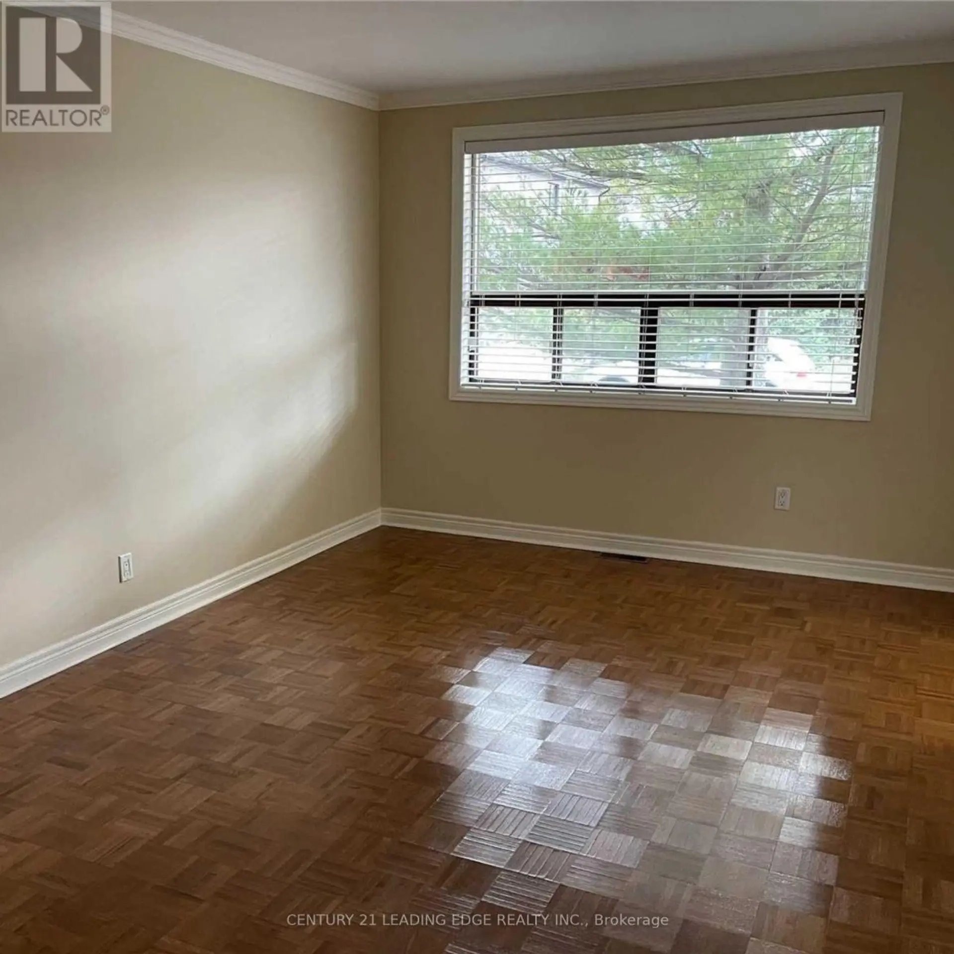 246 WATERLOO AVENUE - Image 7
