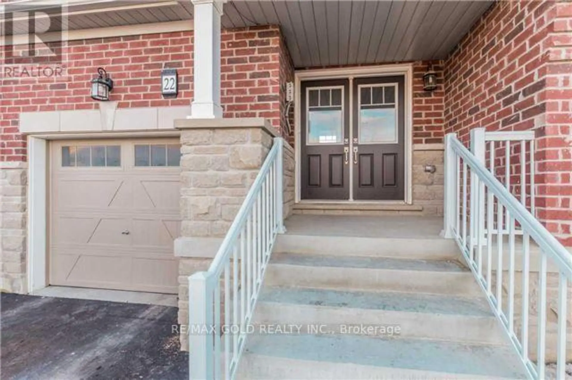 22 CLINTON STREET - Image 1