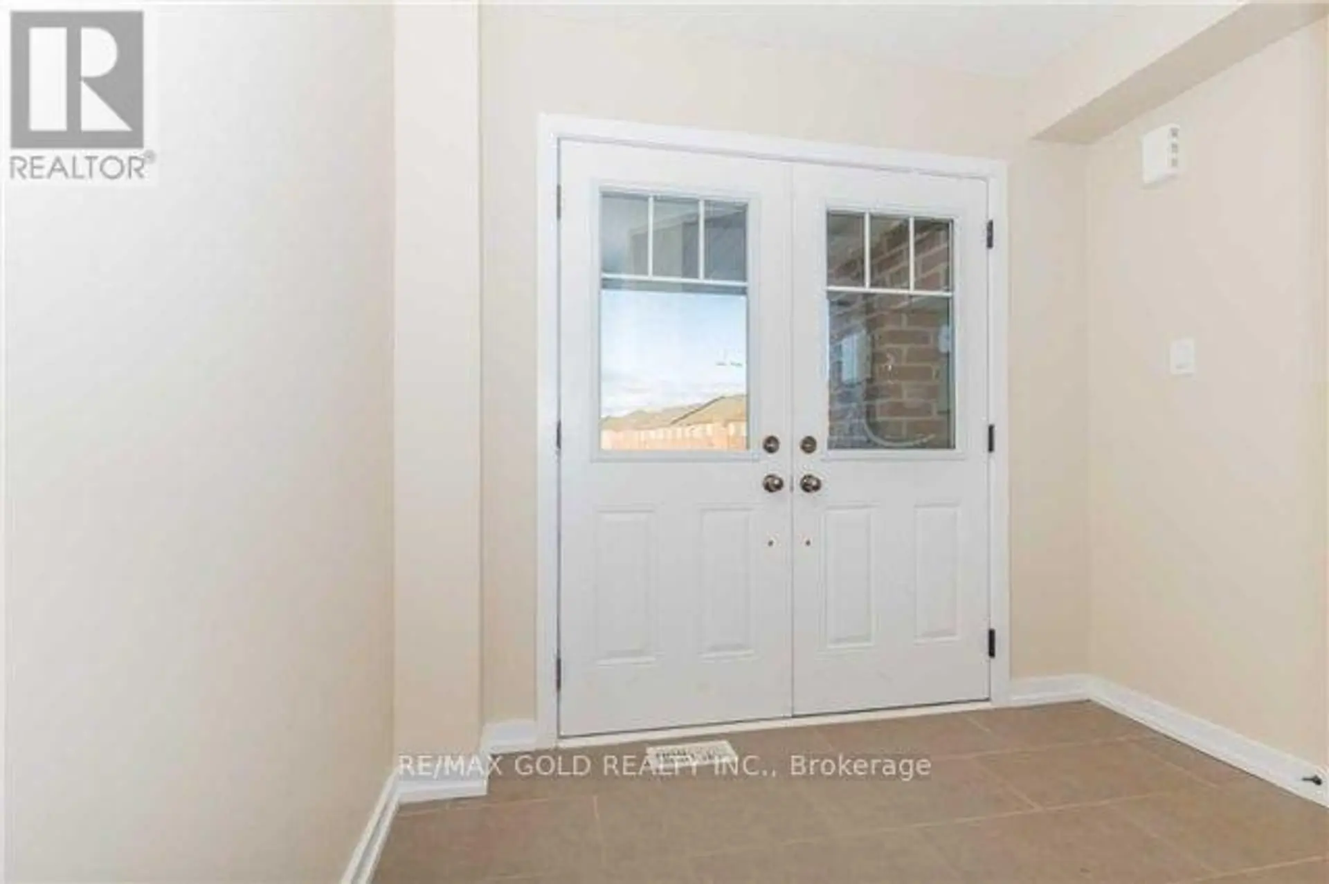 22 CLINTON STREET - Image 2