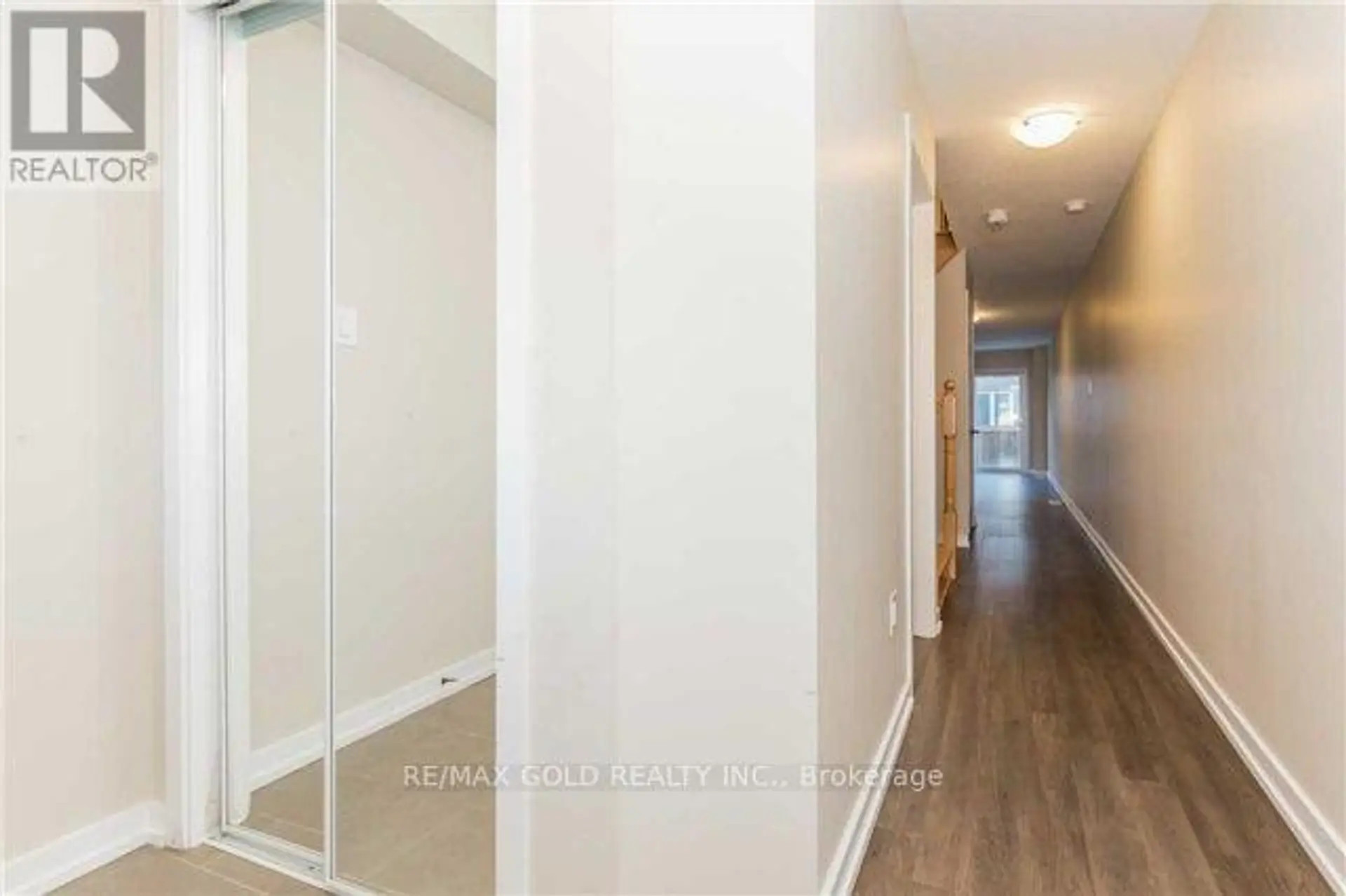 22 CLINTON STREET - Image 3