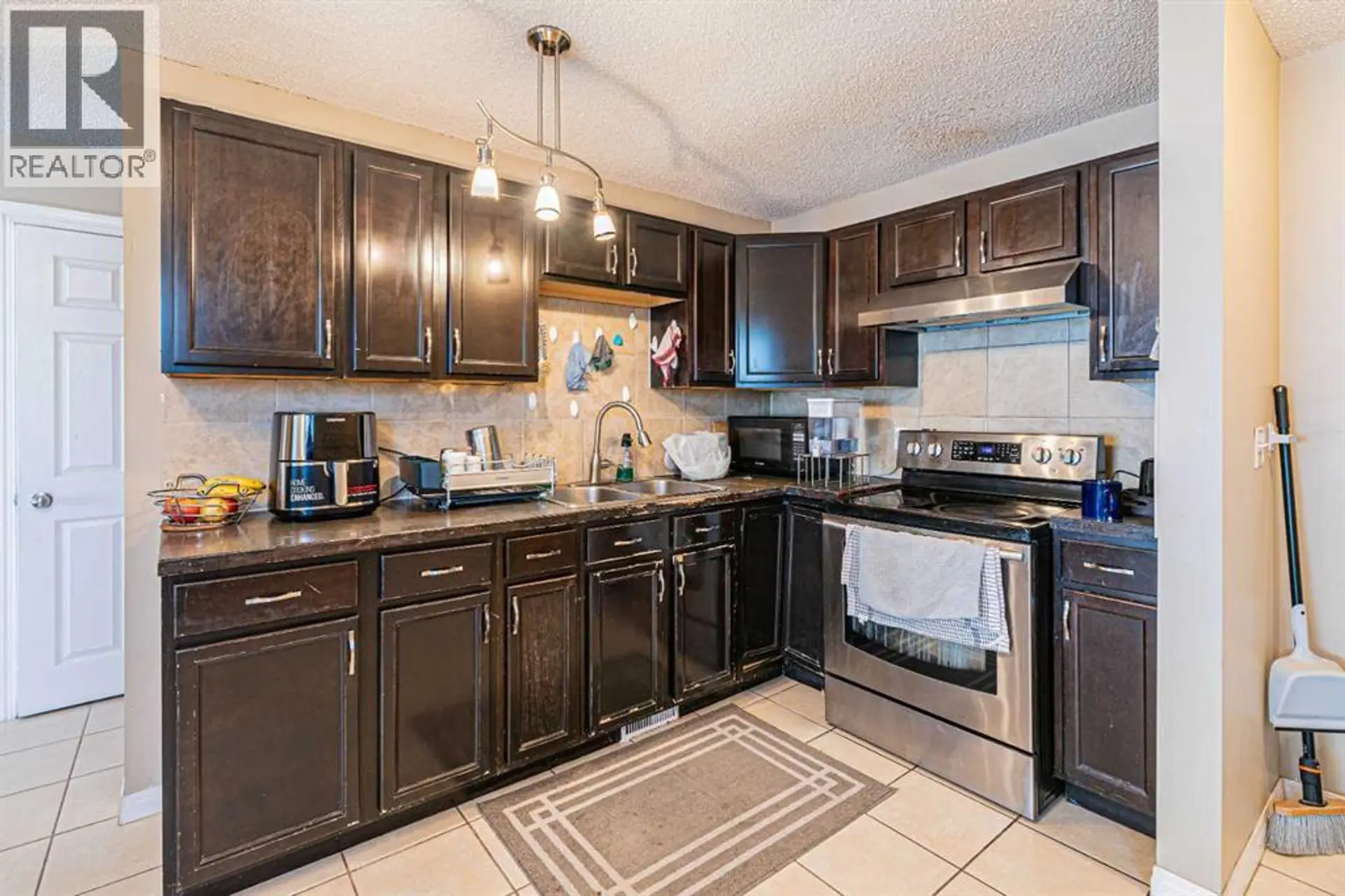 43 Abbercove Road SE - Image 5