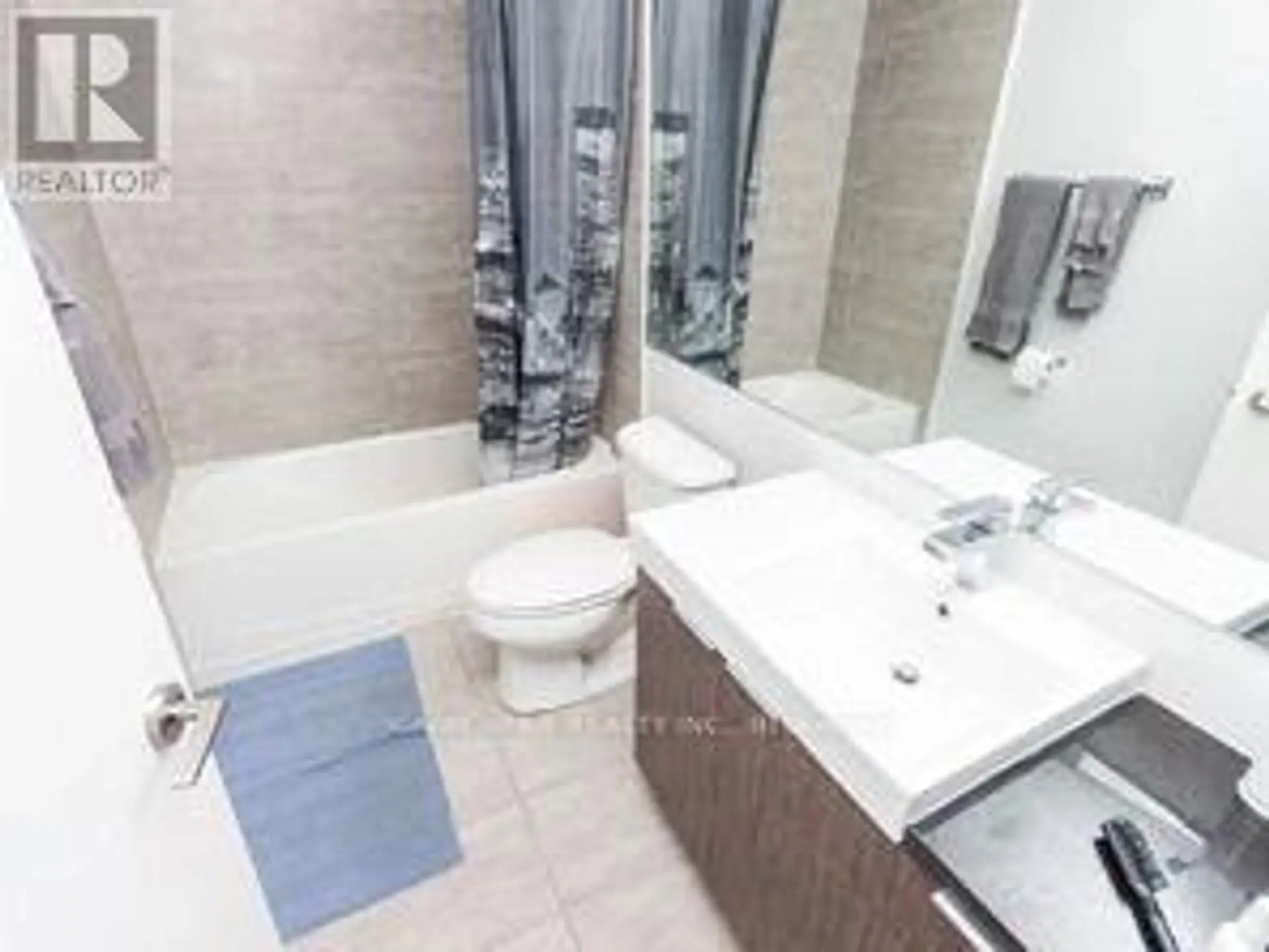 #209 478 KING STREET W - Image 5