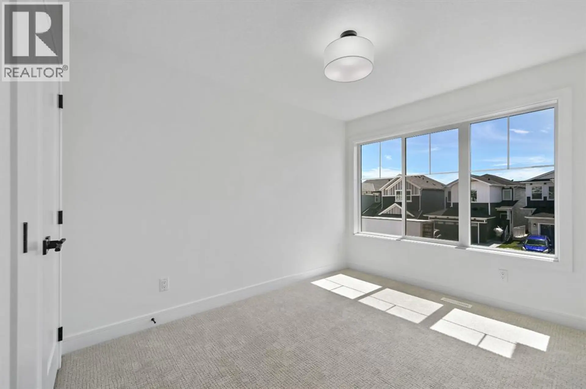 135 Walgrove Bay SE - Image 18