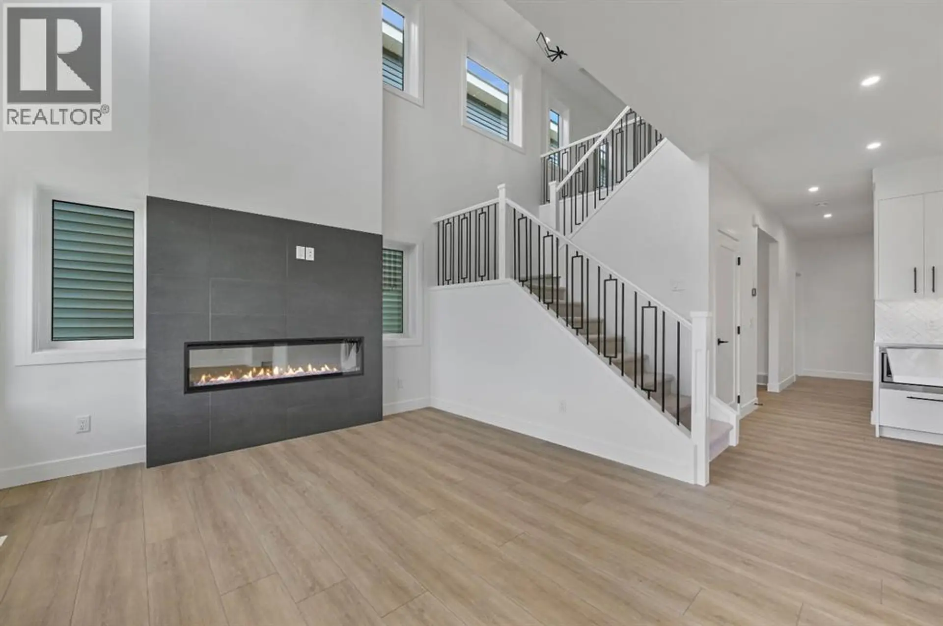 135 Walgrove Bay SE - Image 5