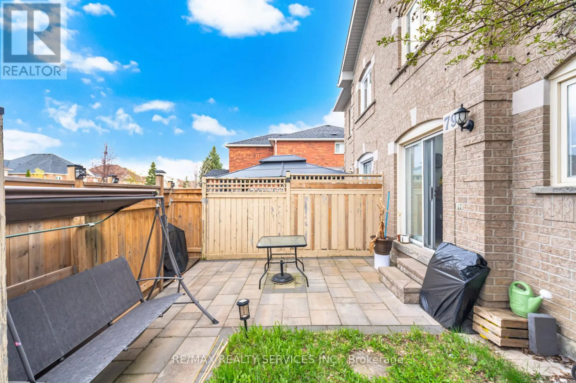 79 PRESSED BRICK DRIVE - Image 17