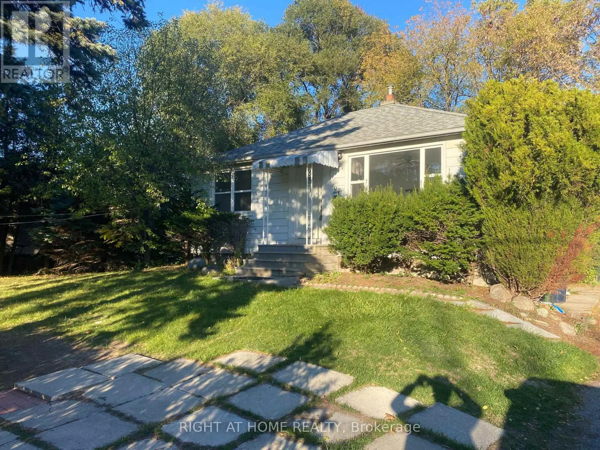 97 GALLOWAY ROAD E - Image 1