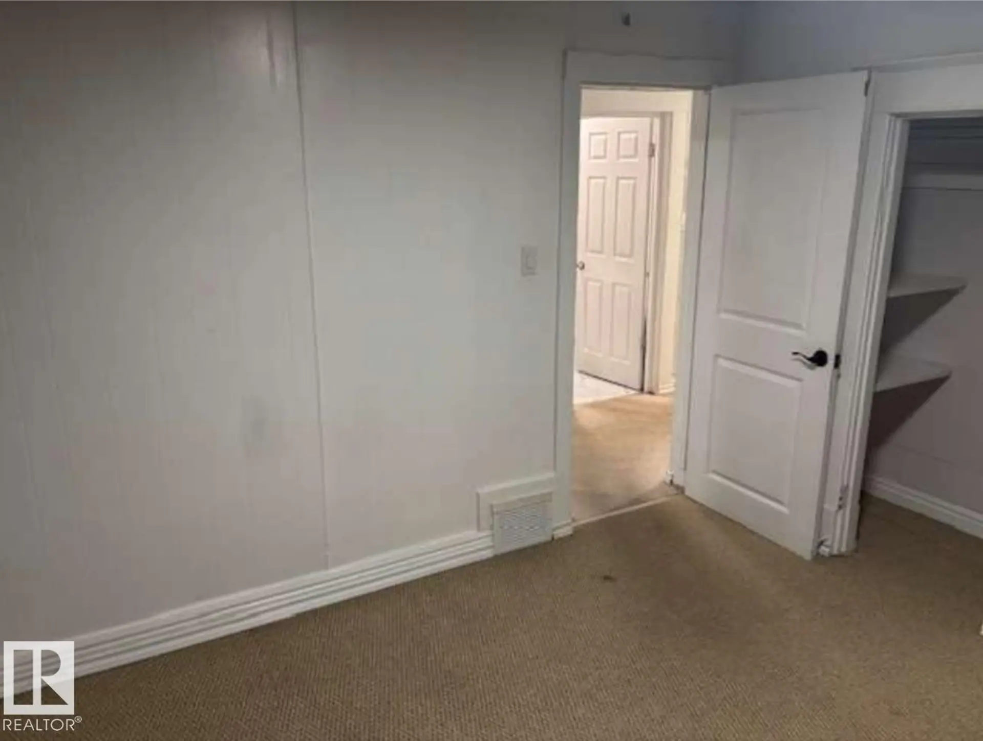 10730 92 ST NW - Image 15
