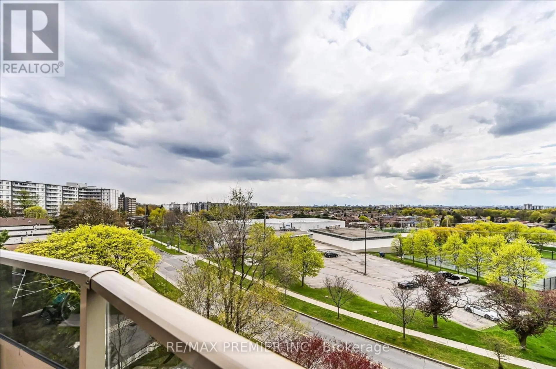 #716 80 GRANDRAVINE DRIVE - Image 11
