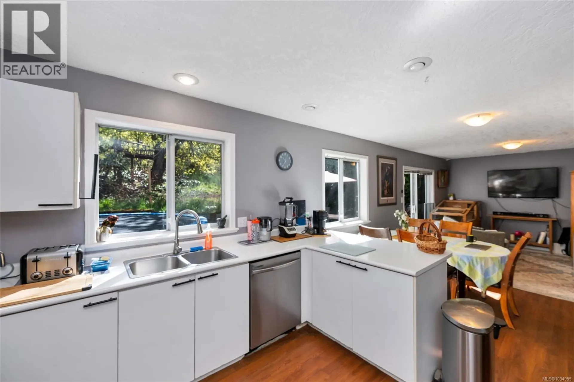 2547 Davidson Rd - Image 8