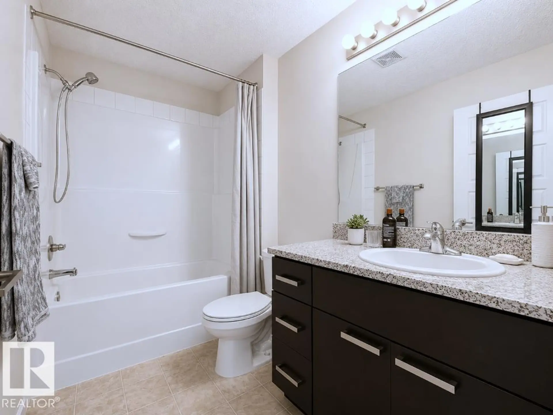 #311 14808 125 ST NW - Image 11