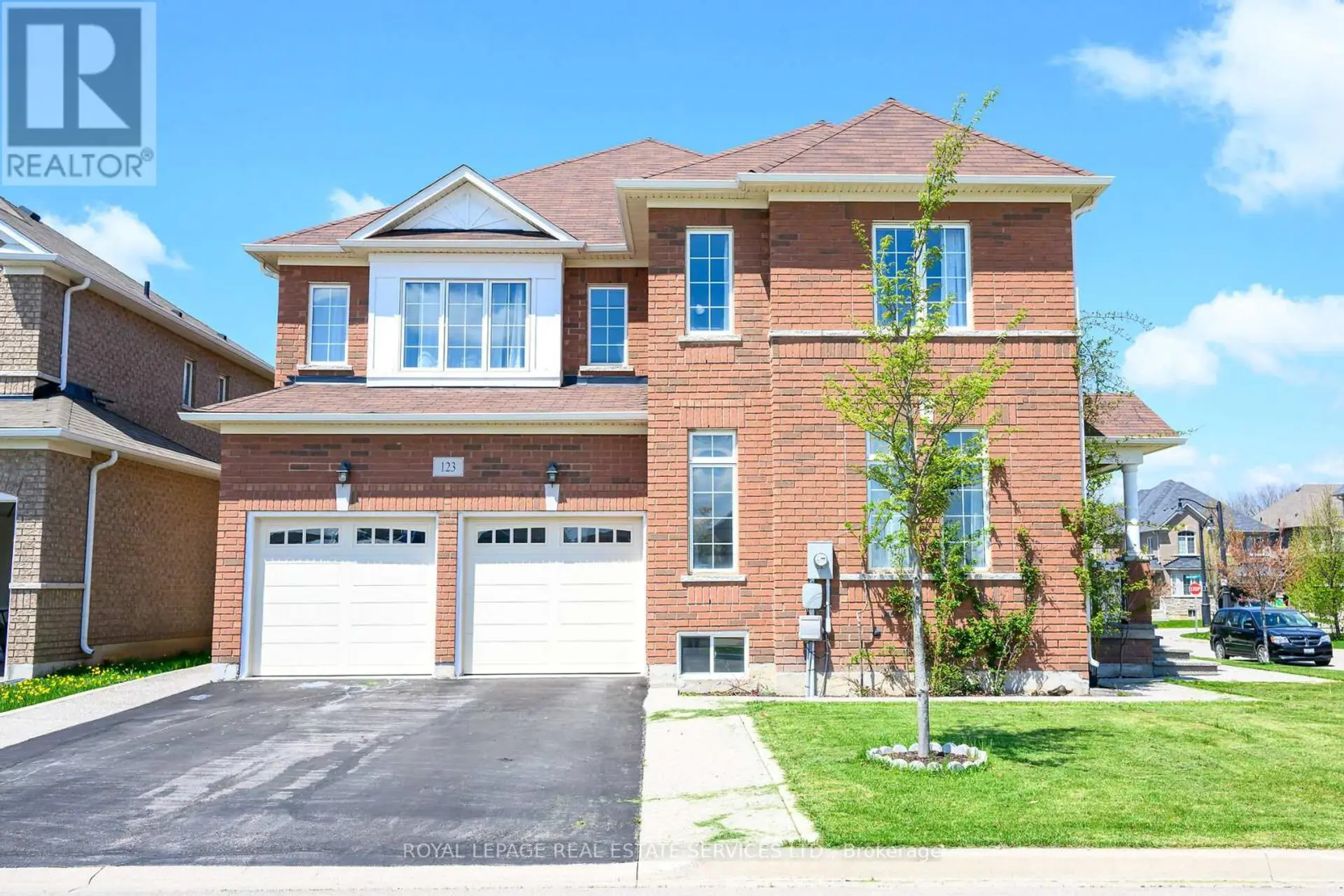 123 ATTRIDGE CRESCENT - Image 2