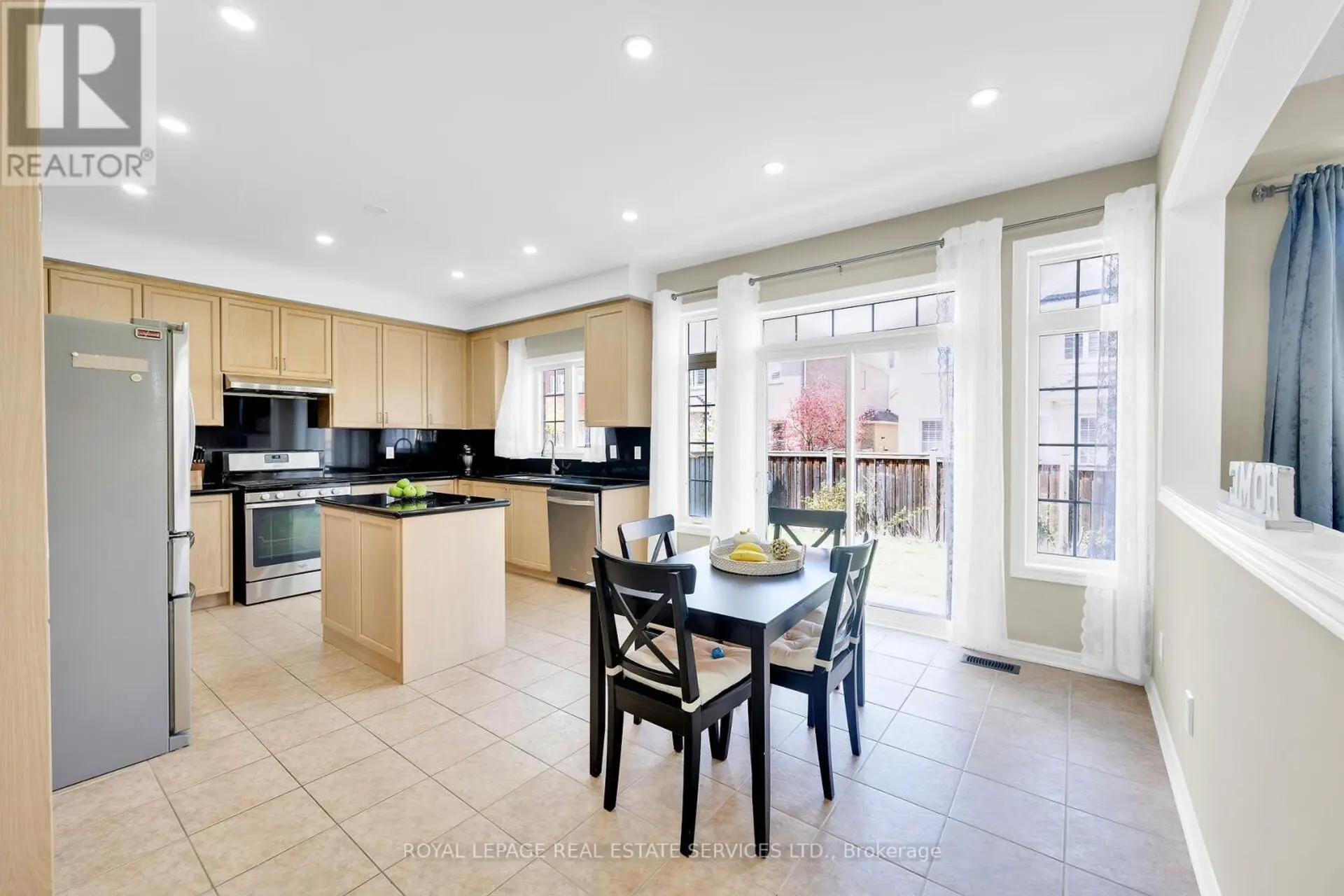 123 ATTRIDGE CRESCENT - Image 8