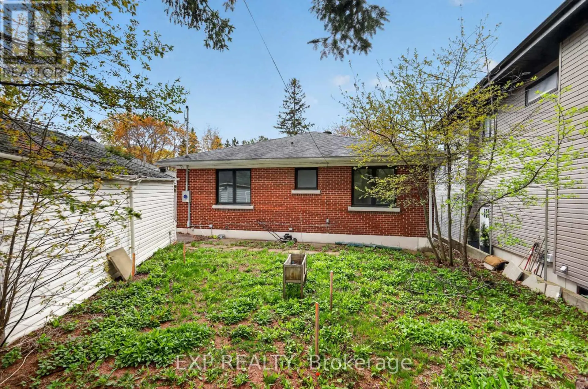 1255 EVANS BOULEVARD N - Image 12