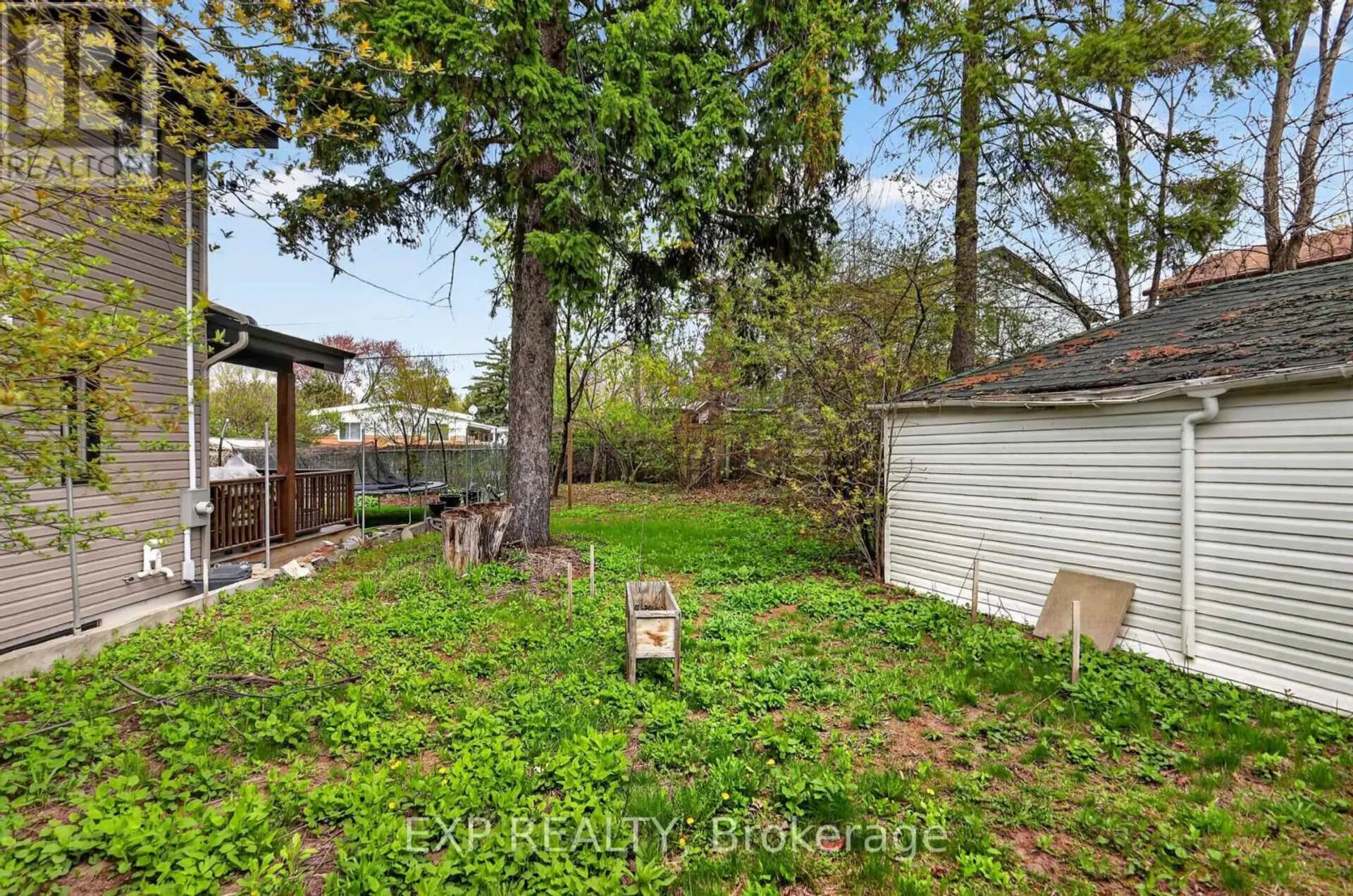 1255 EVANS BOULEVARD N - Image 17