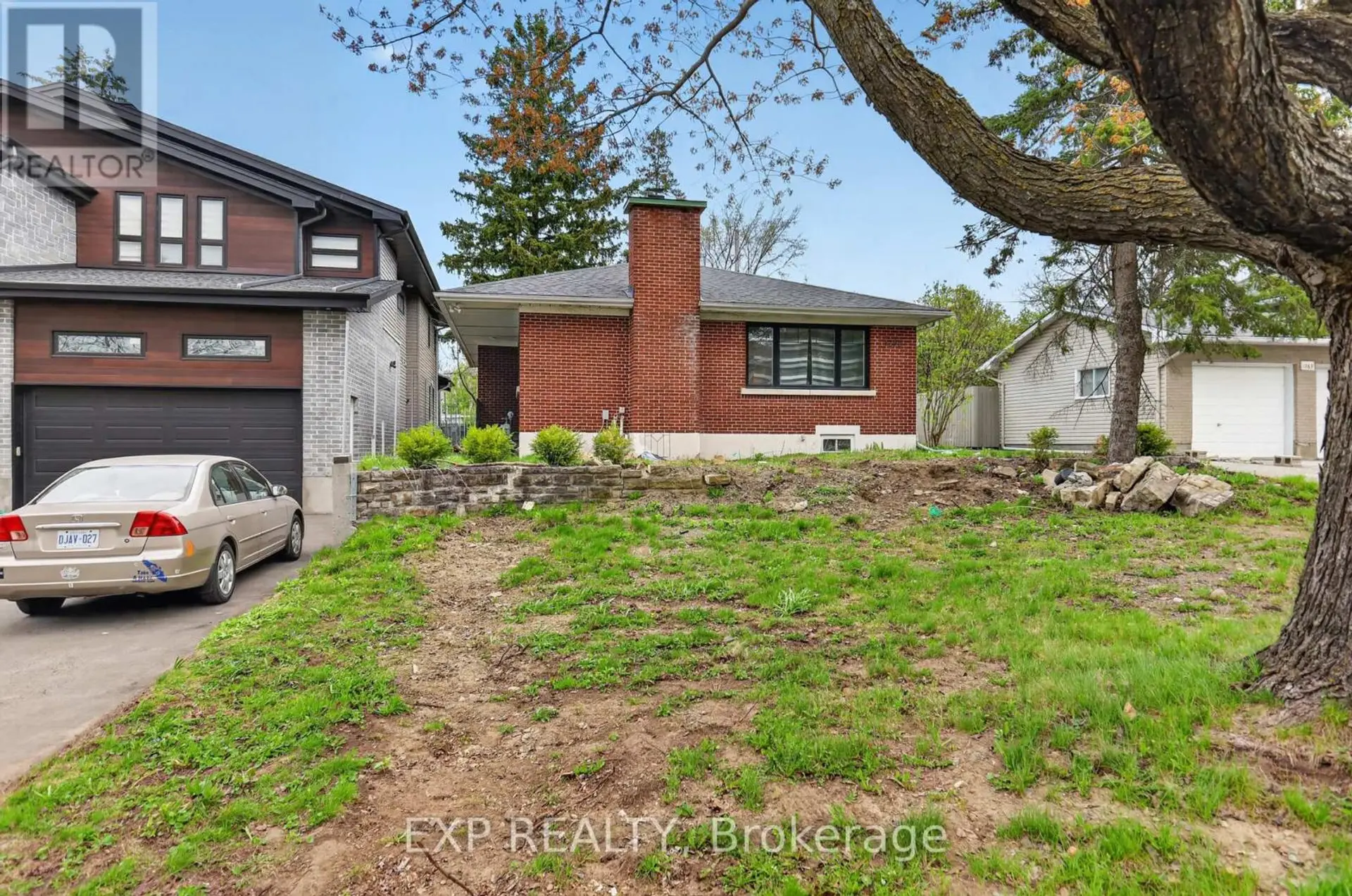 1255 EVANS BOULEVARD N - Image 9