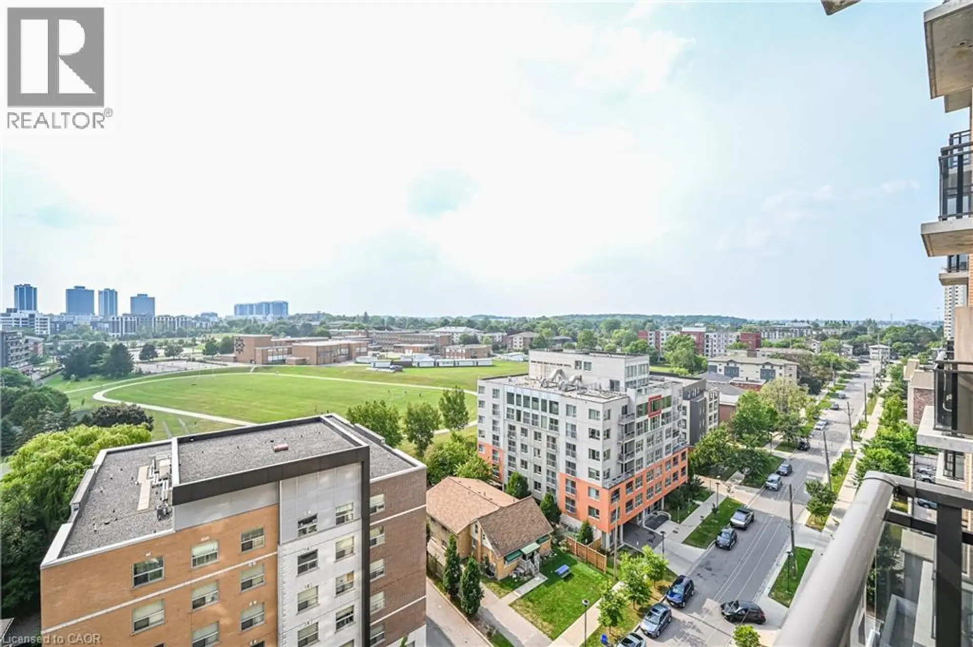 #1009 318 SPRUCE Street - Image 2